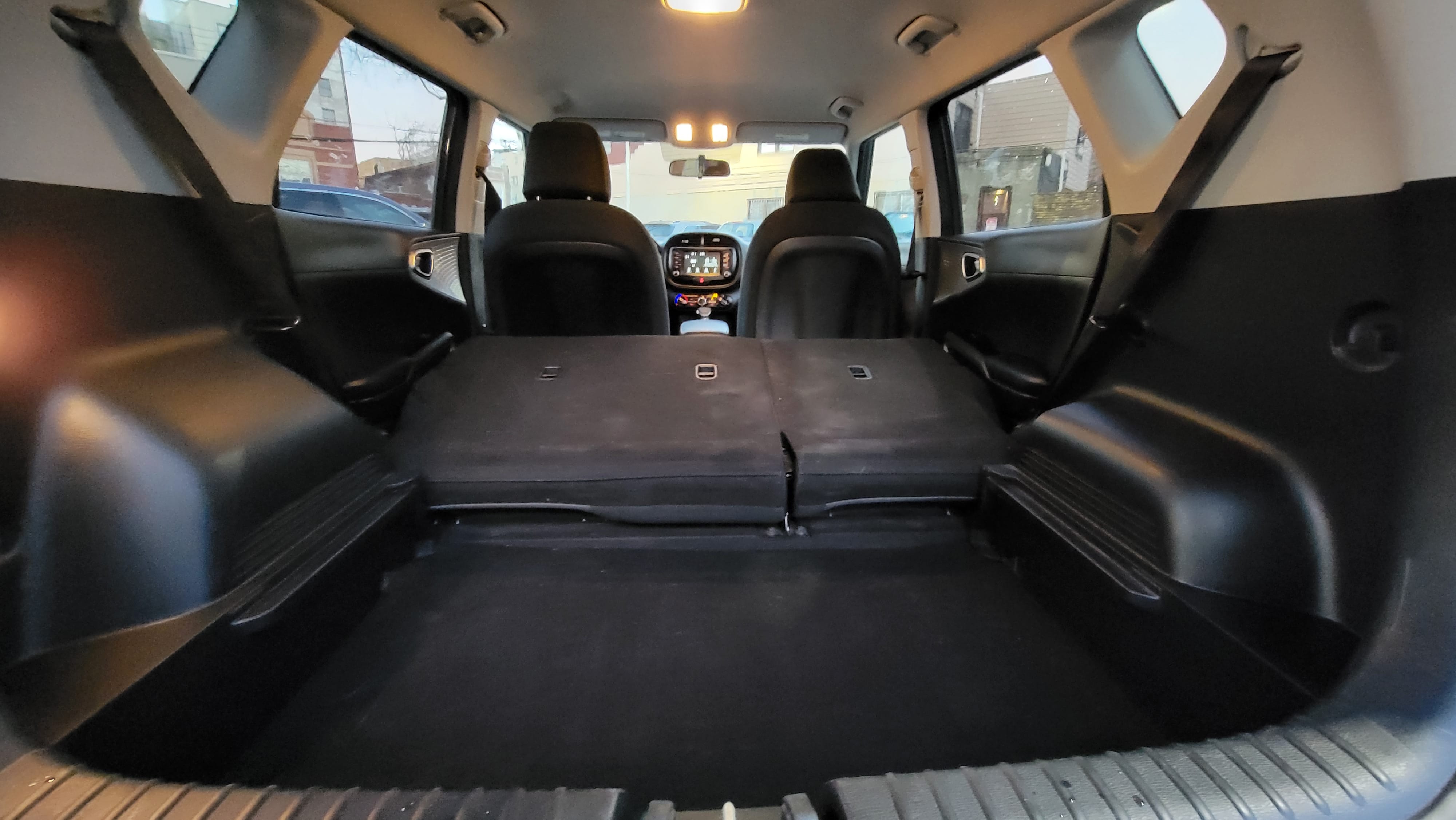 Kia Soul LX with Apple CarPlay