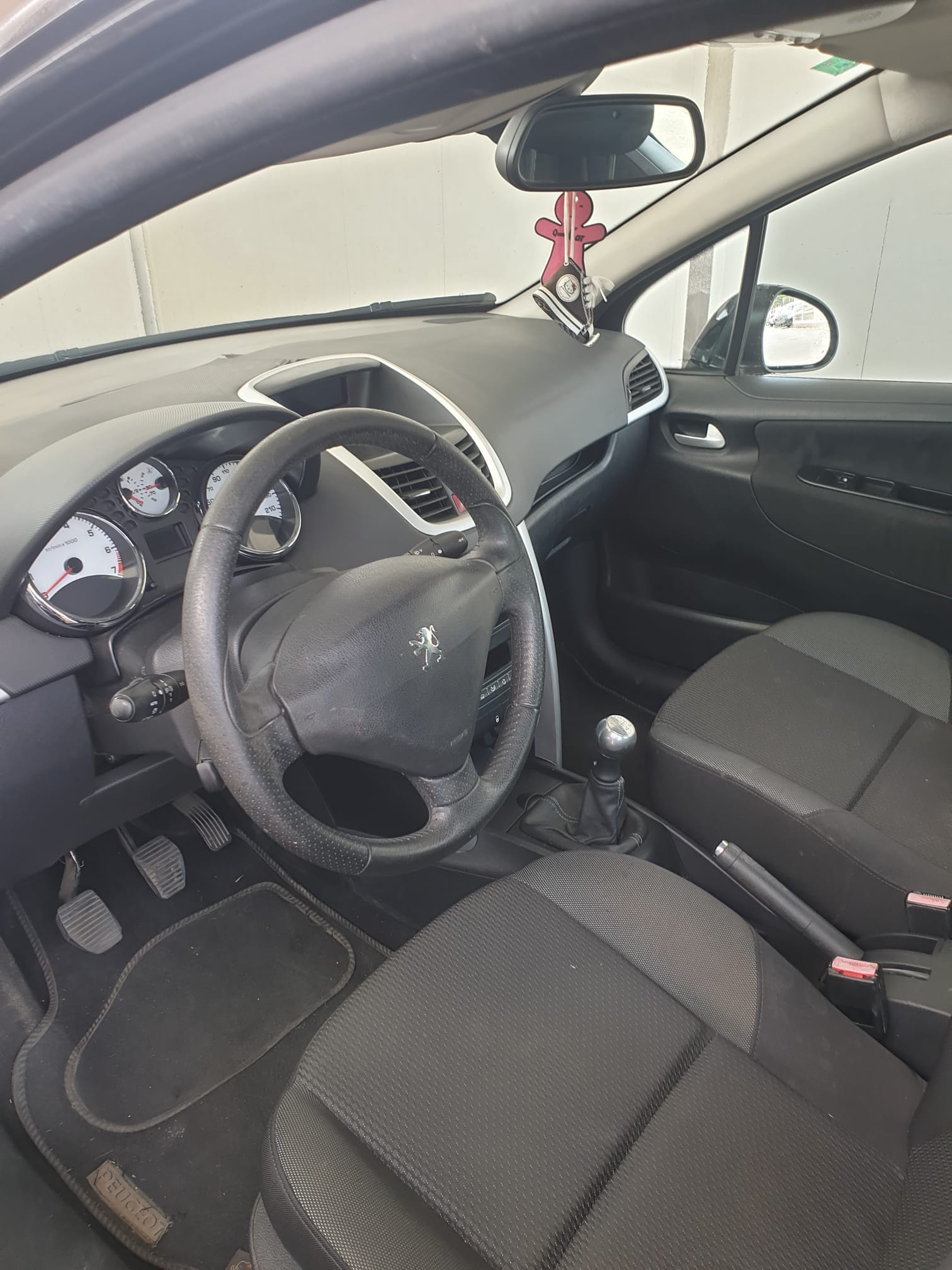 Peugeot 207 con Audio Bluetooth