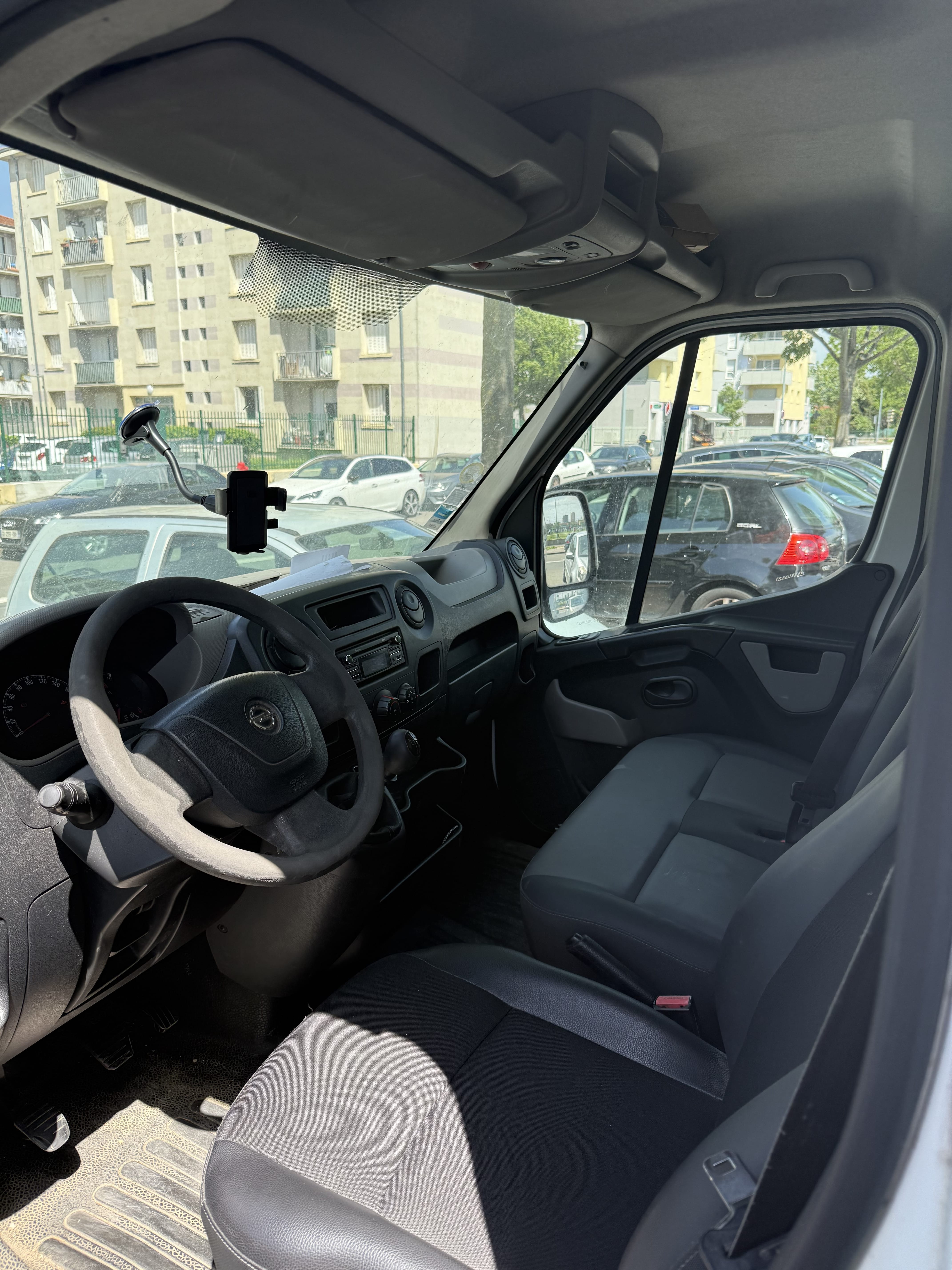 Opel Movano avec Entrée audio / iPod