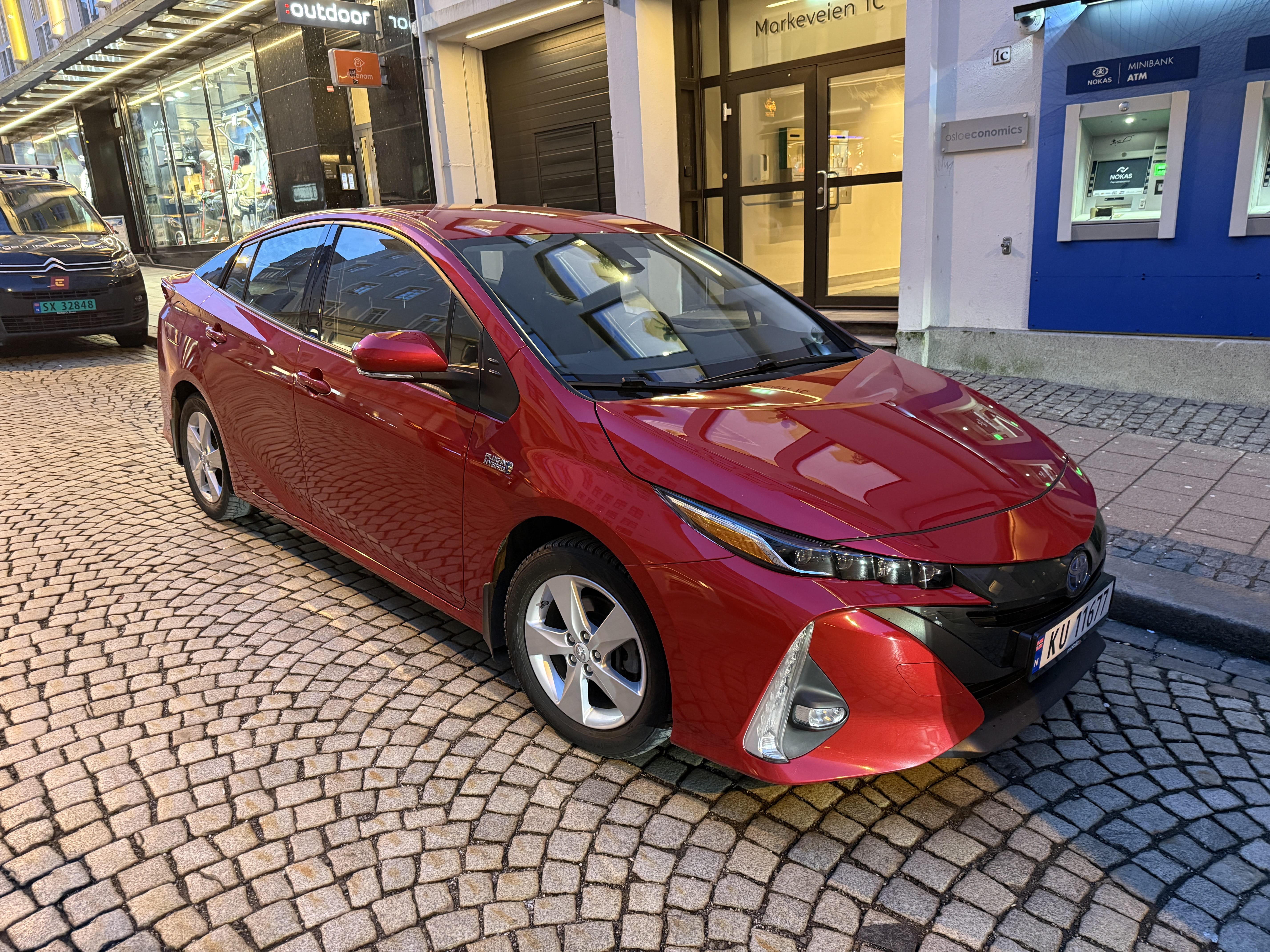 Toyota Prius Plug-in Hybrid, 2021, Blyfri 95, automatic