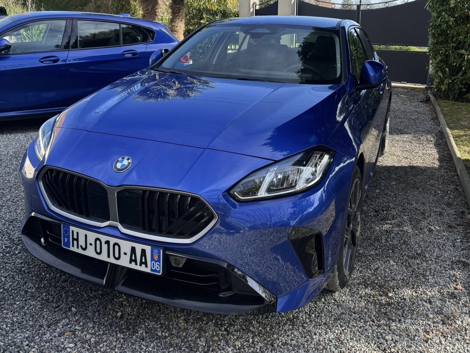BMW Série 1, 2026, Essence 98 / Électrique (hybride), automatique