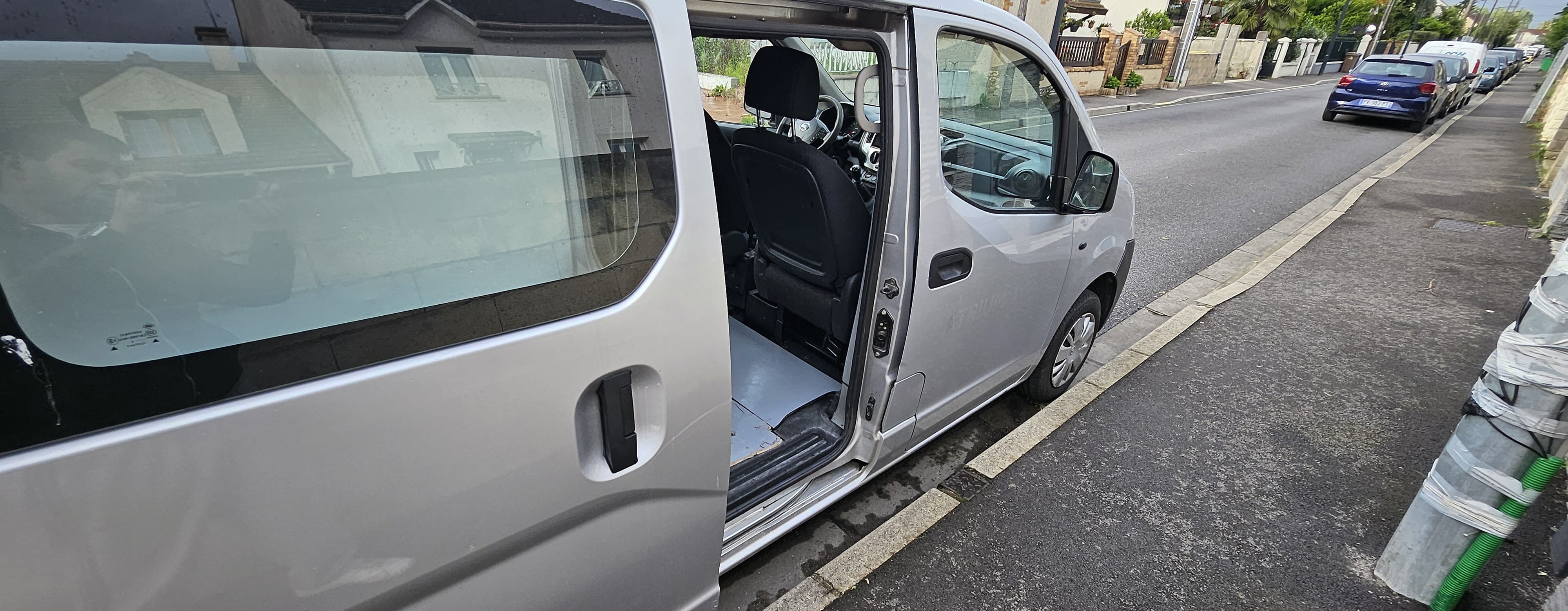 Nissan NV200