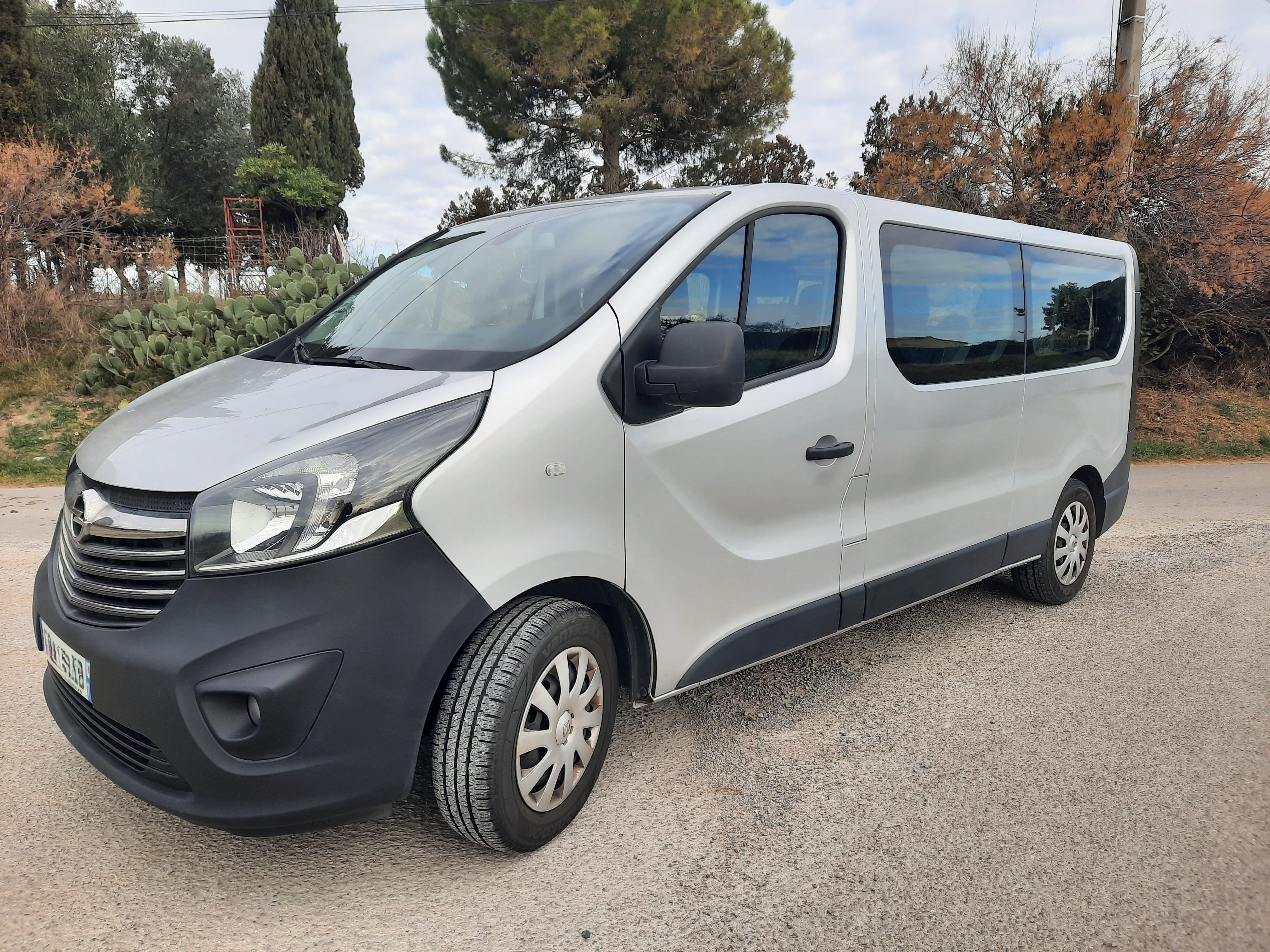 Opel Vivaro Combi, 2017, Diesel, 9 places et plus