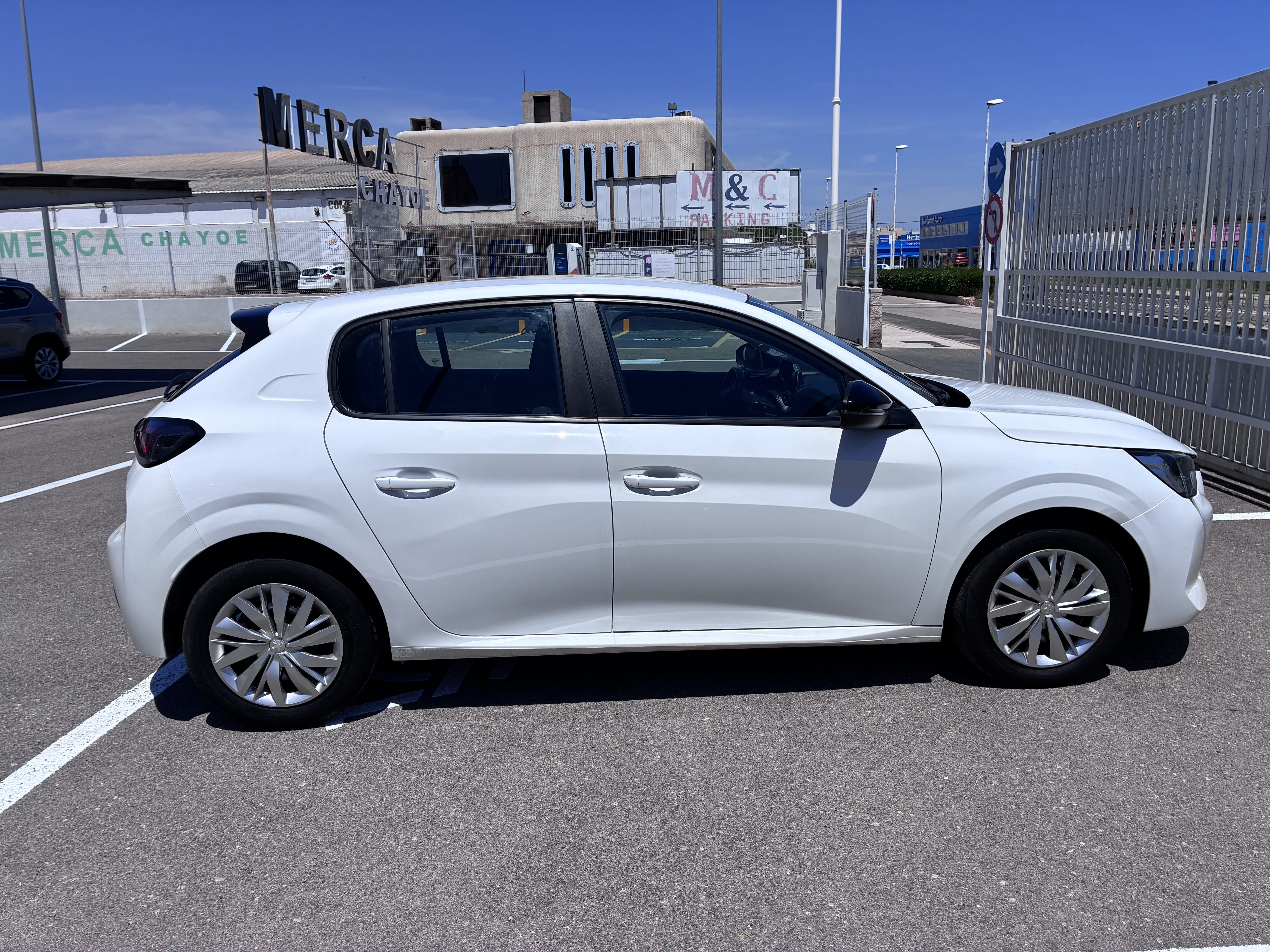 Peugeot 208 con Control de velocidad