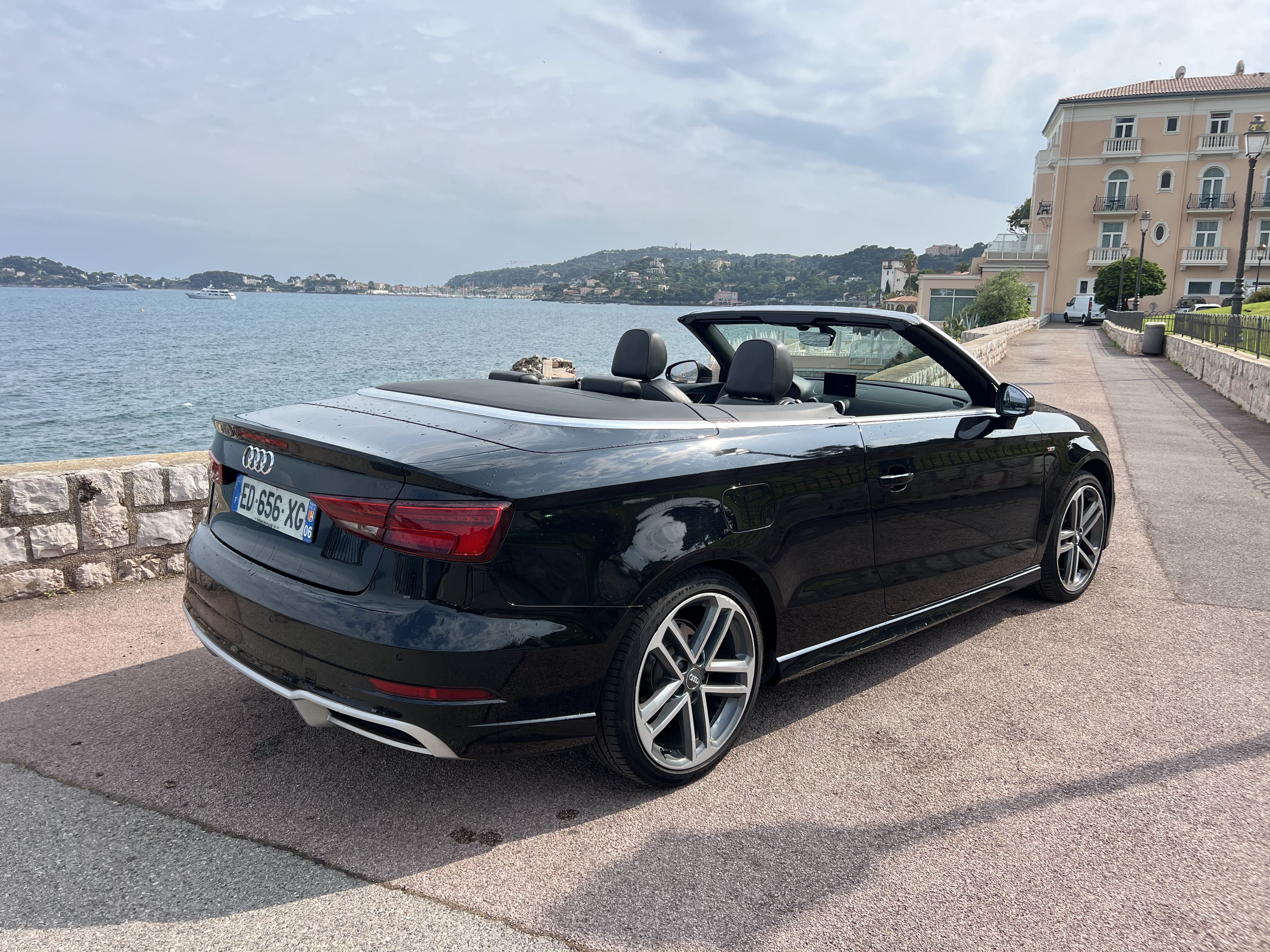 Audi A3 Cabriolet 2.0 TDI Automatique avec GPS