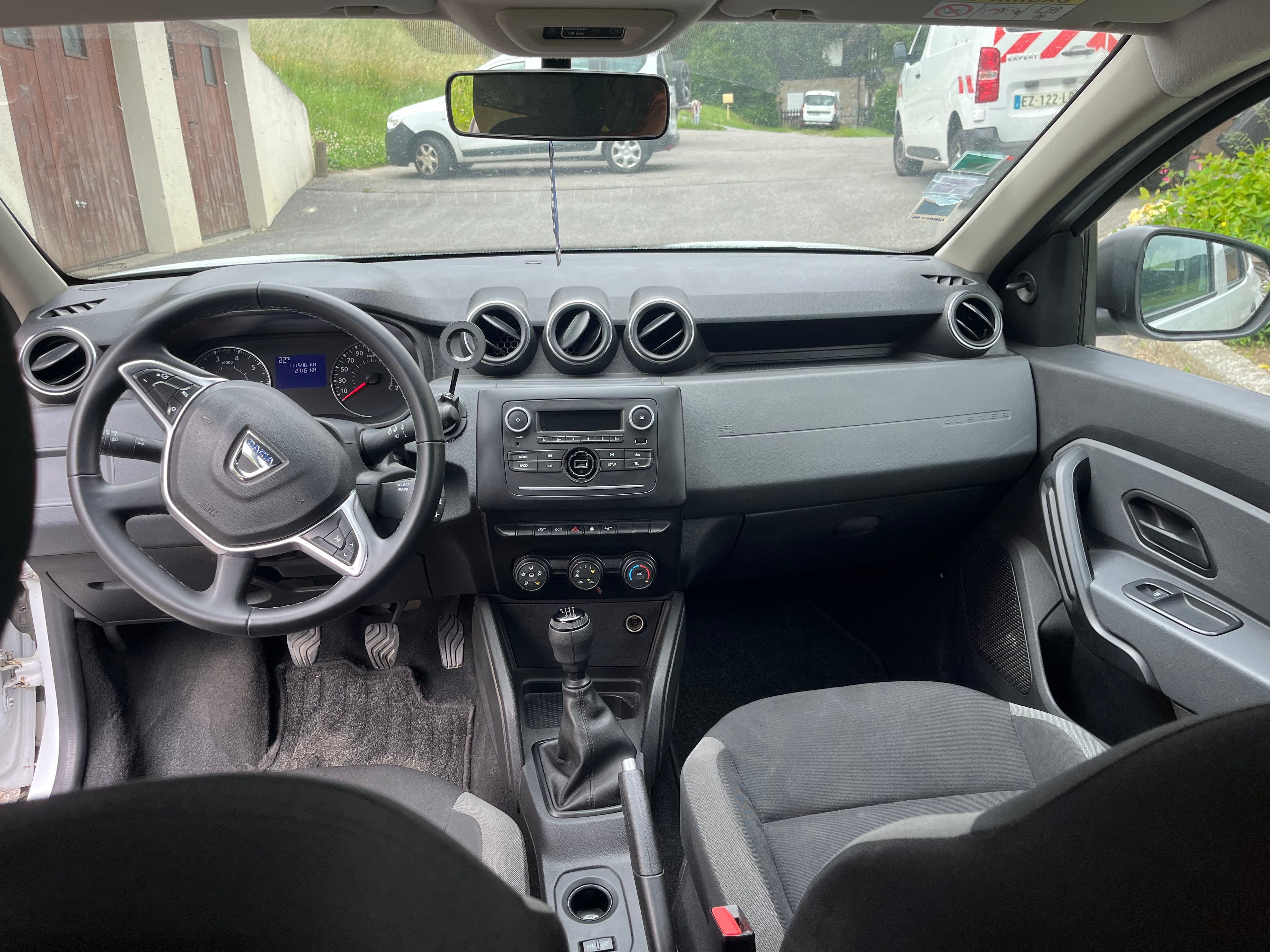 Dacia Duster Société