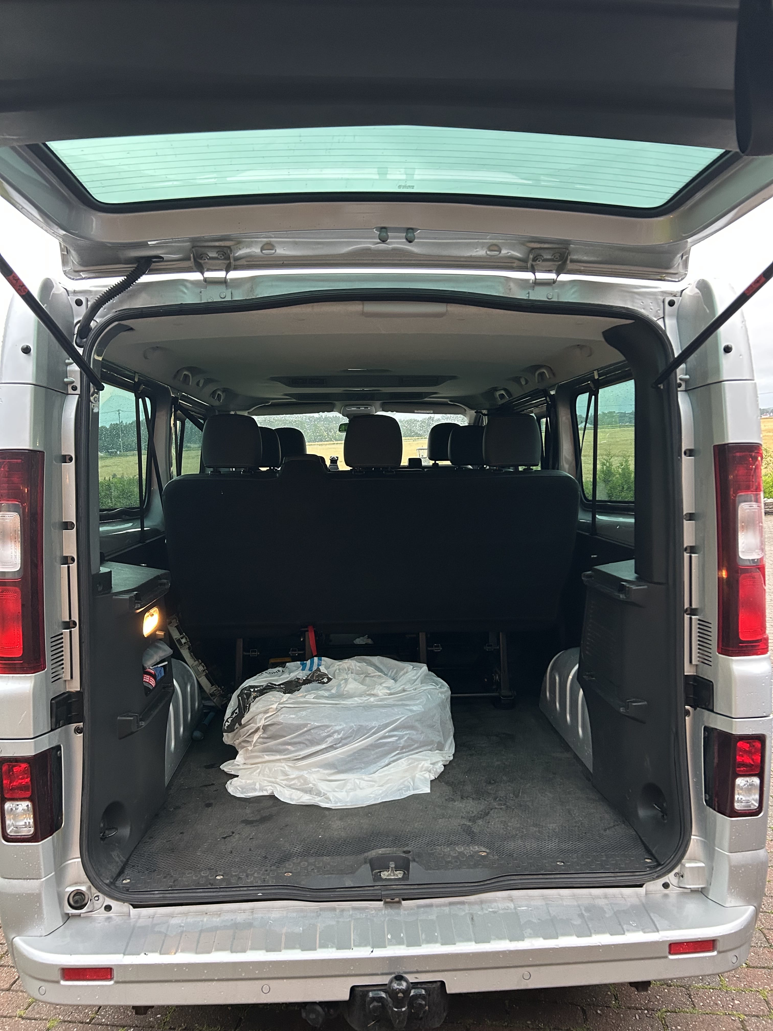 Opel Vivaro med Bluetooth audio