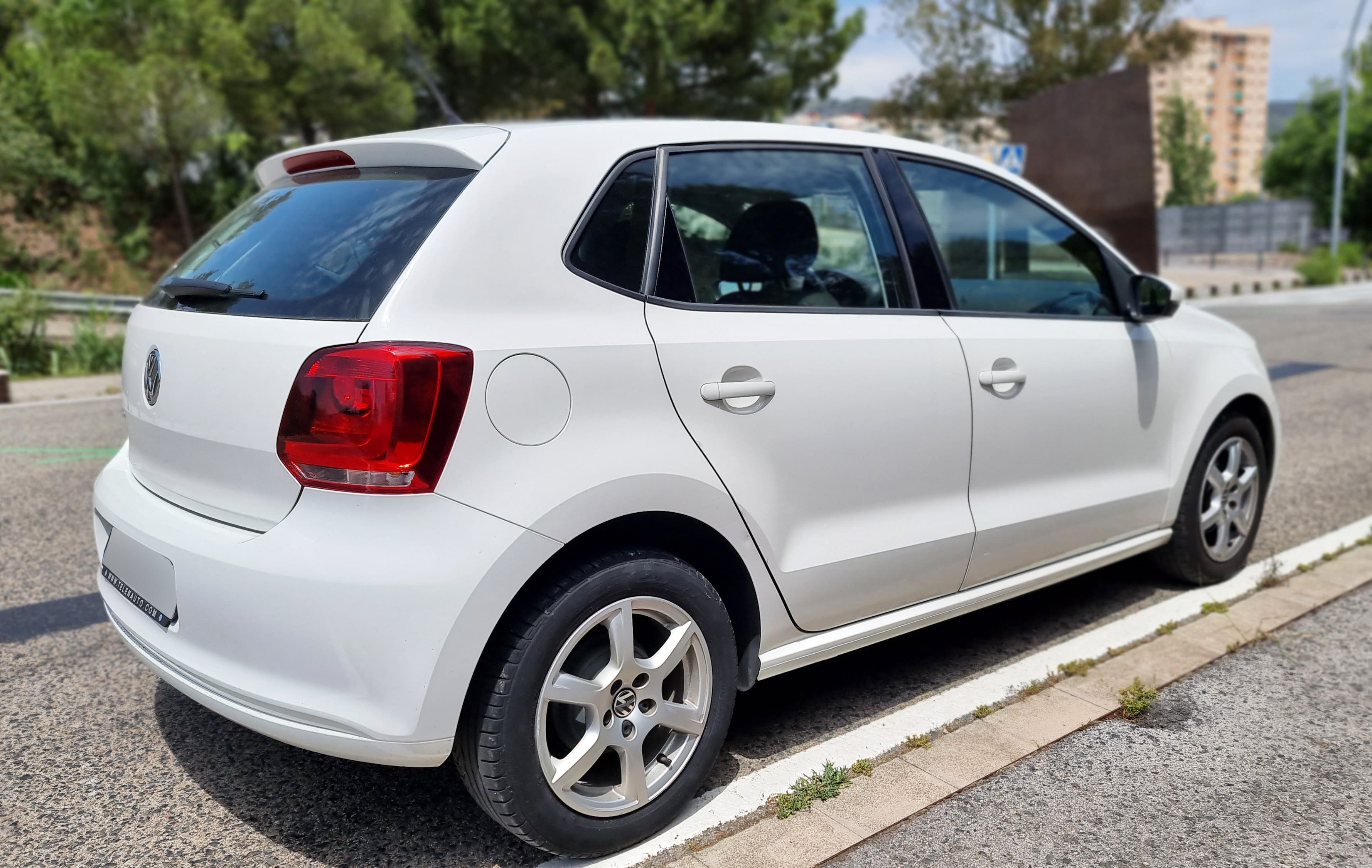 Volkswagen Polo Emotion TSI HJN con Android Auto