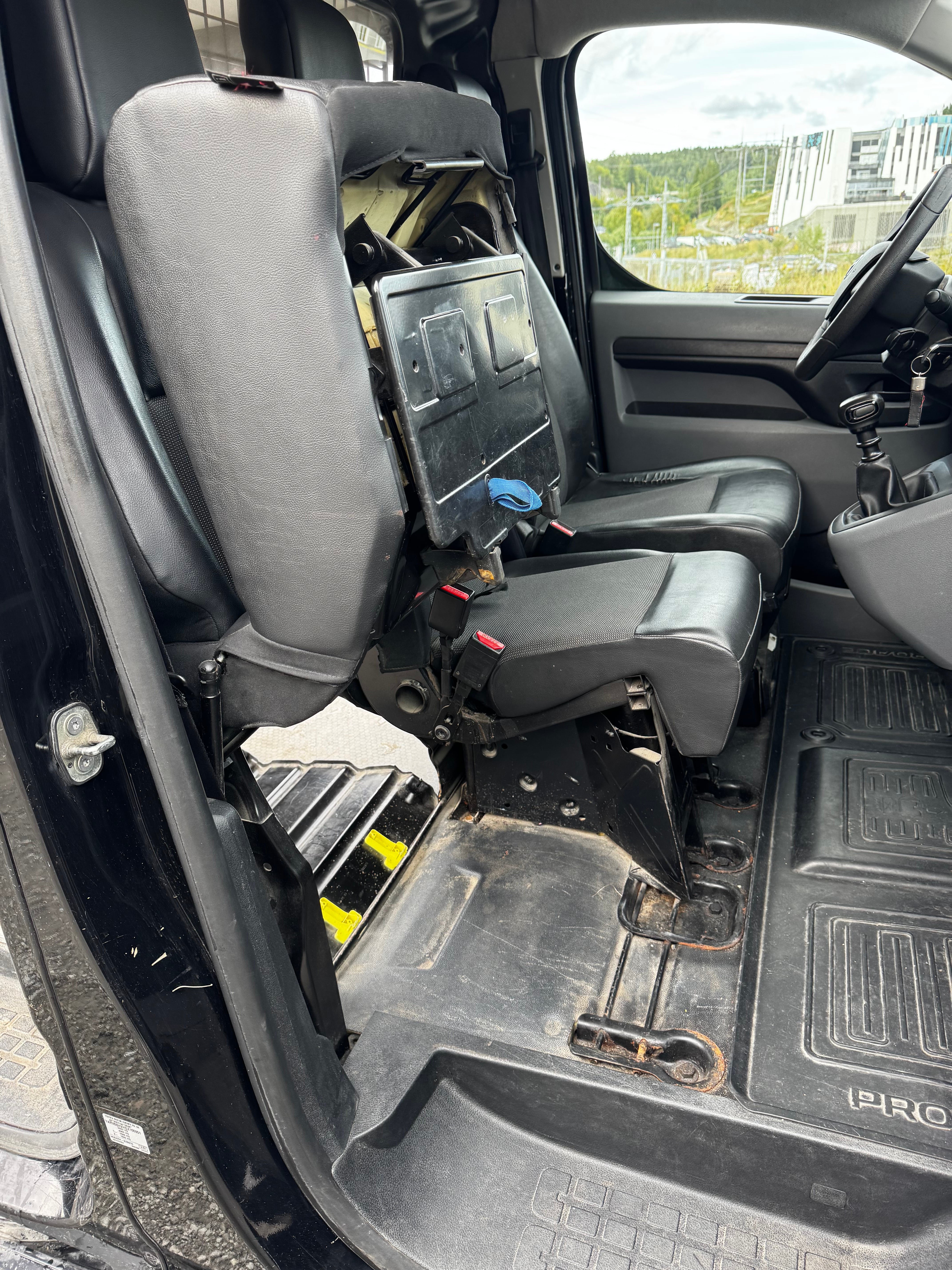 Toyota Proace Varebil med Tilhengerfeste