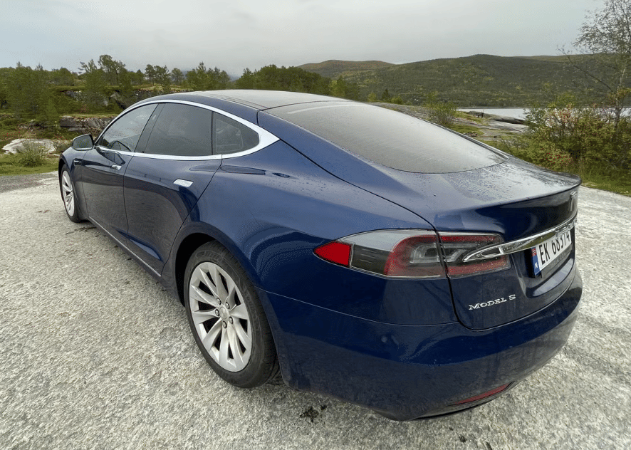 Tesla Model S med GPS