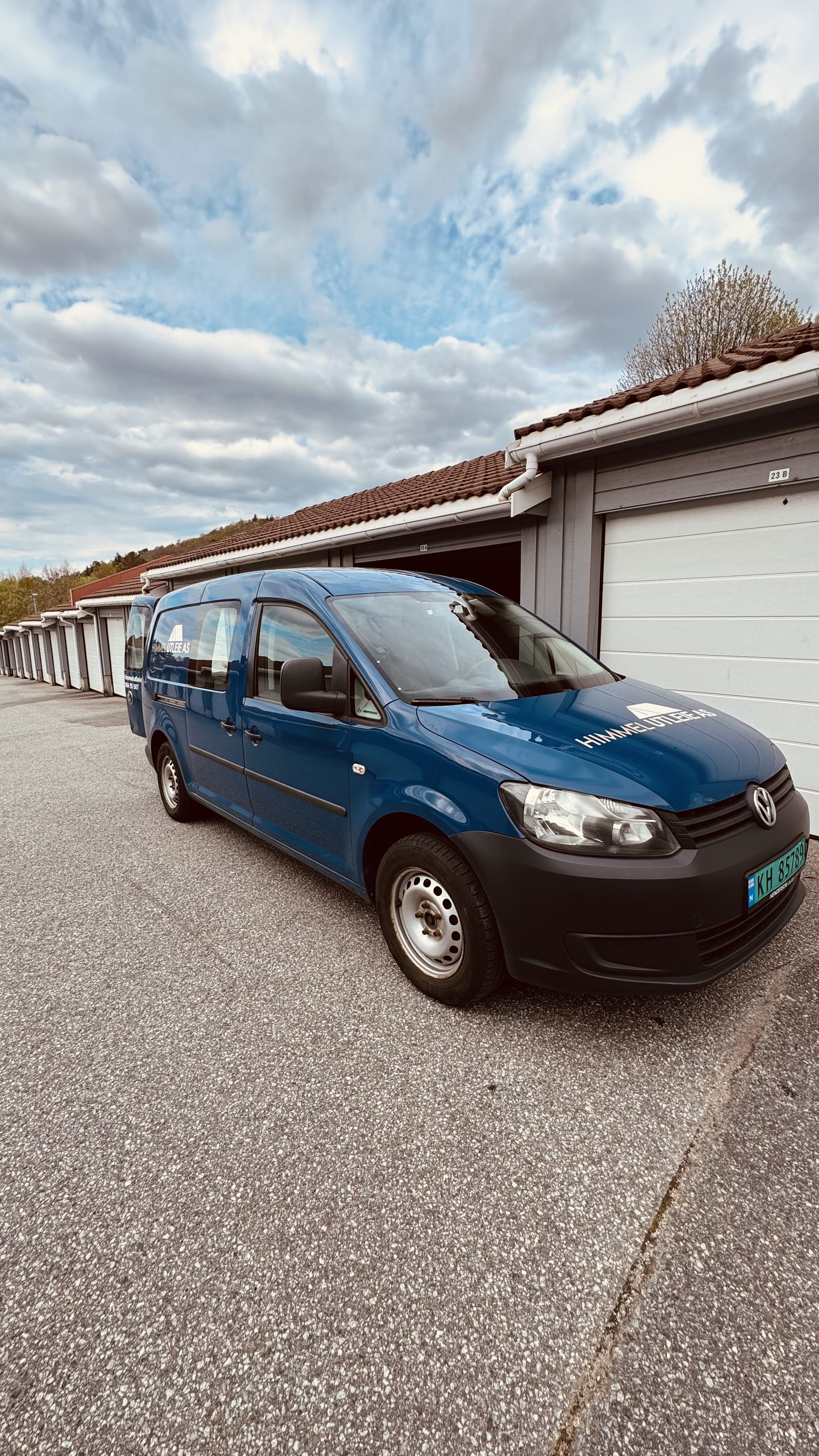 Volkswagen Caddy Maxi with Air conditioning