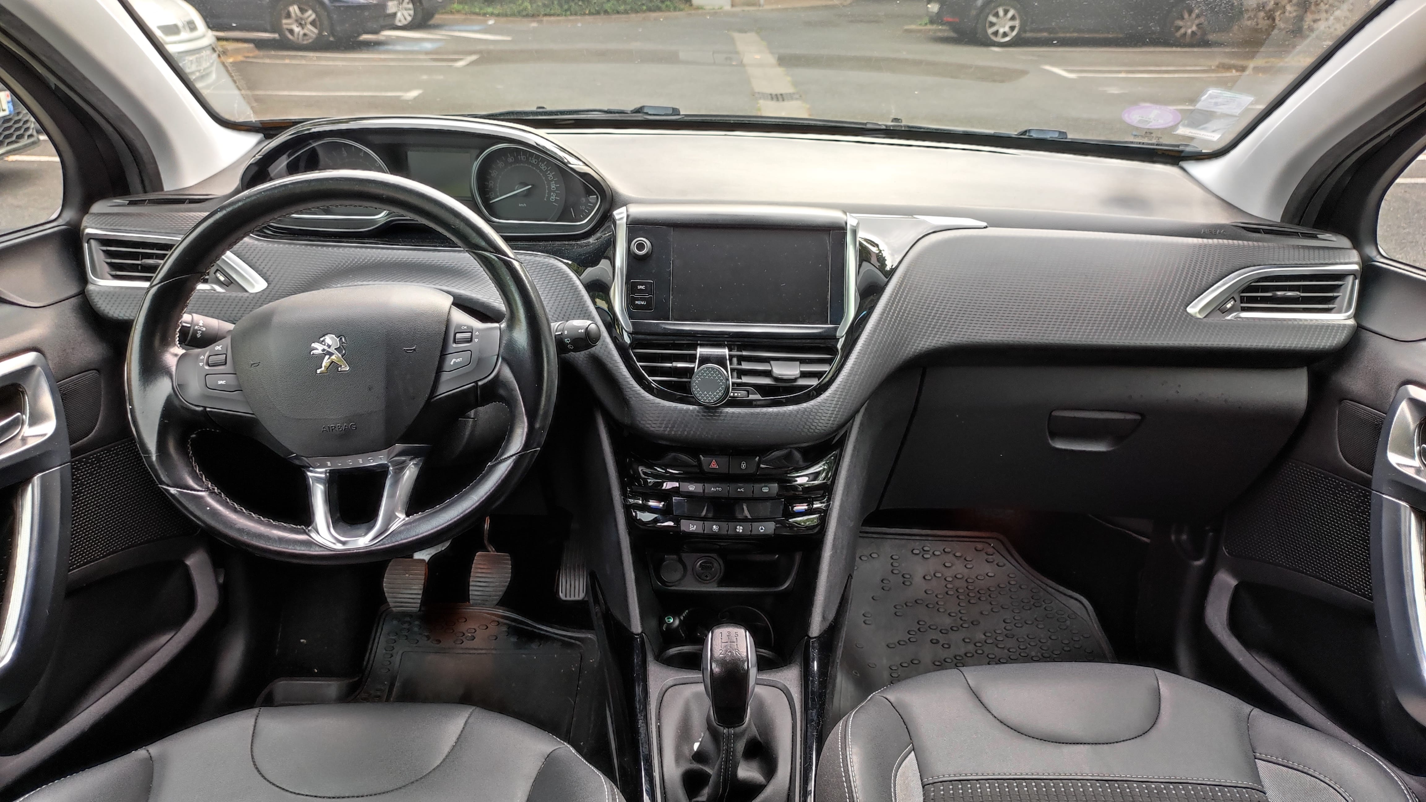 Peugeot 2008 avec Régulateur de vitesse
