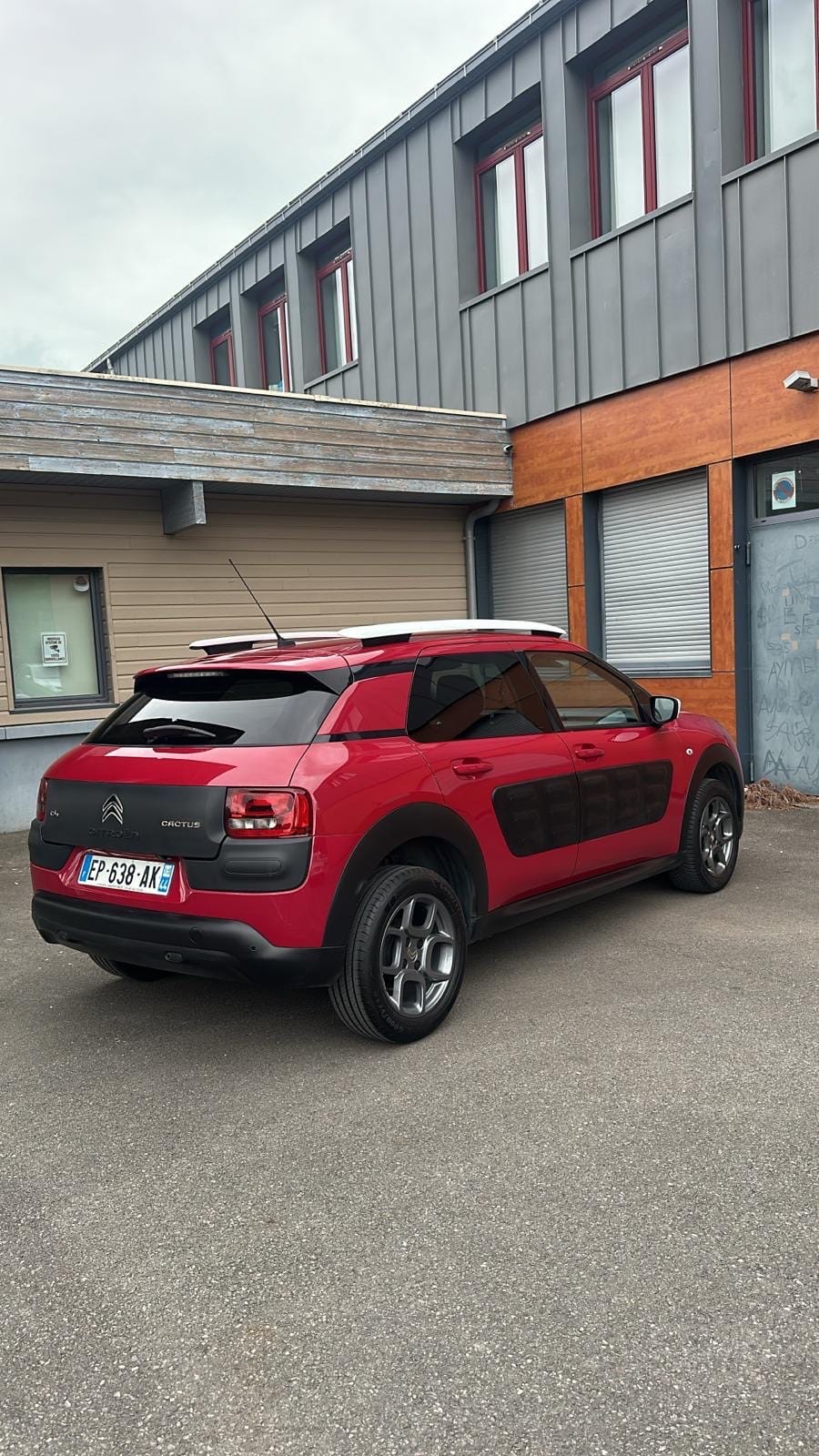 Citroen C4 Cactus 1.2 (638) avec Caméra de recul
