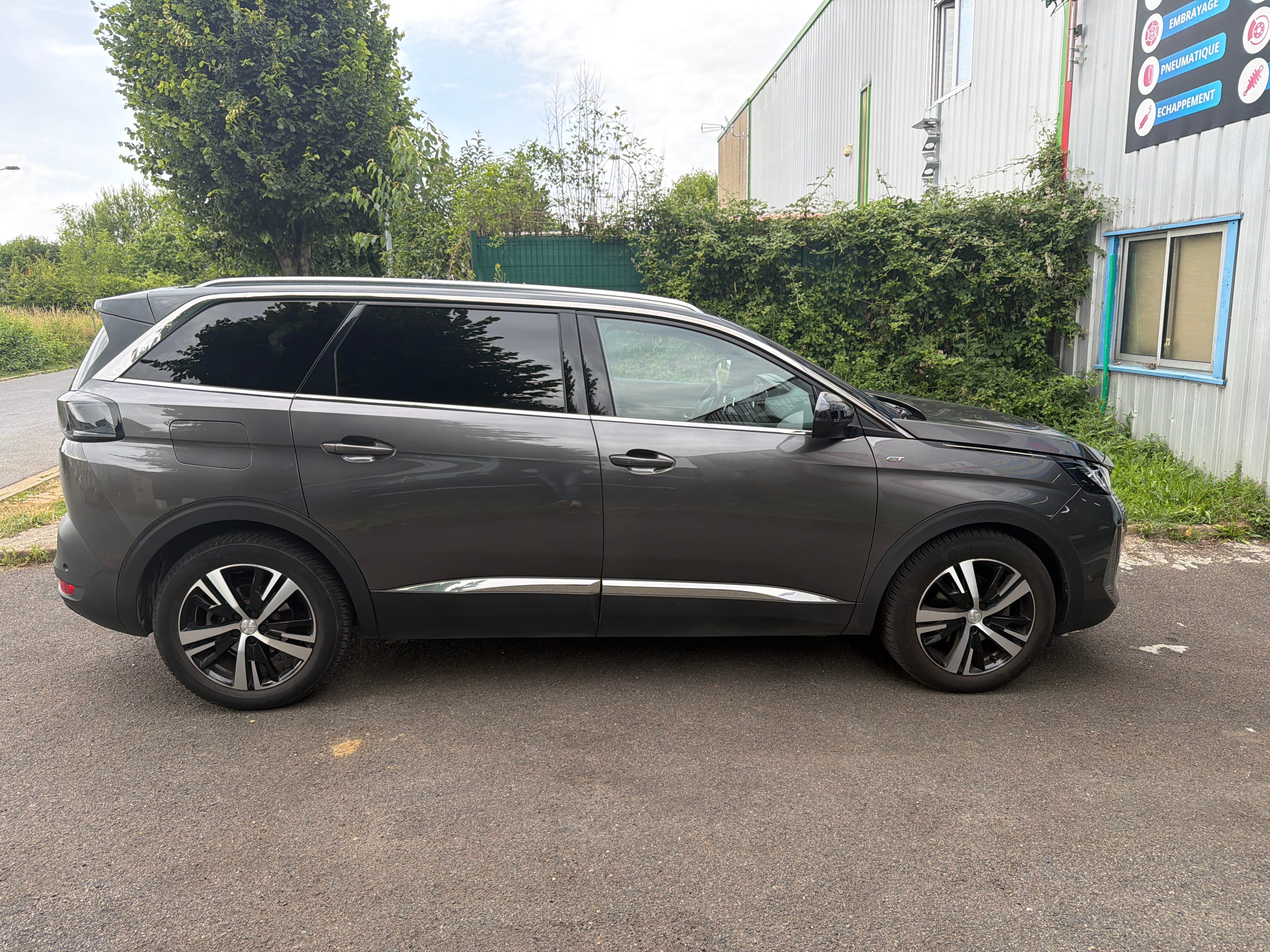 Peugeot 5008 avec Climatisation