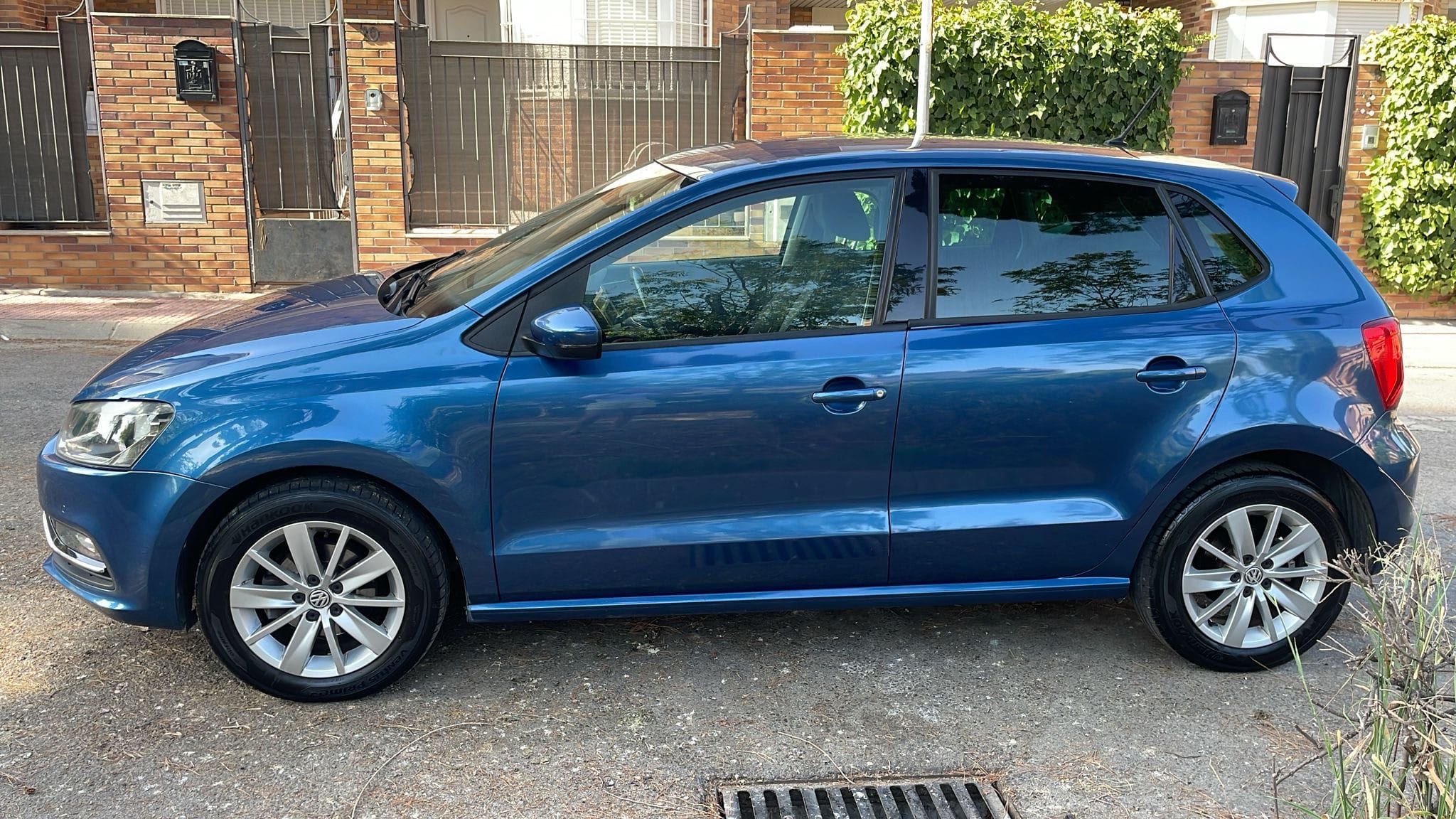 Volkswagen Polo 1.2 TSI 90CV ETIQUETA C con Aire acondicionado