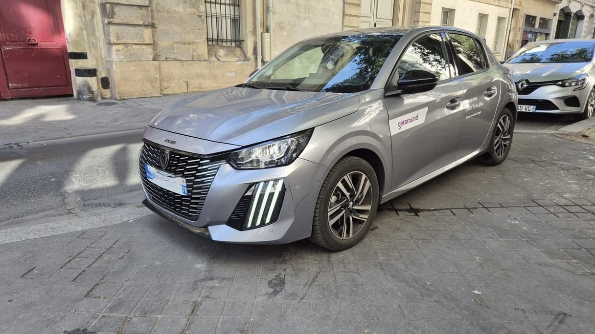 Peugeot 208, 2024, Essence 98, automatique