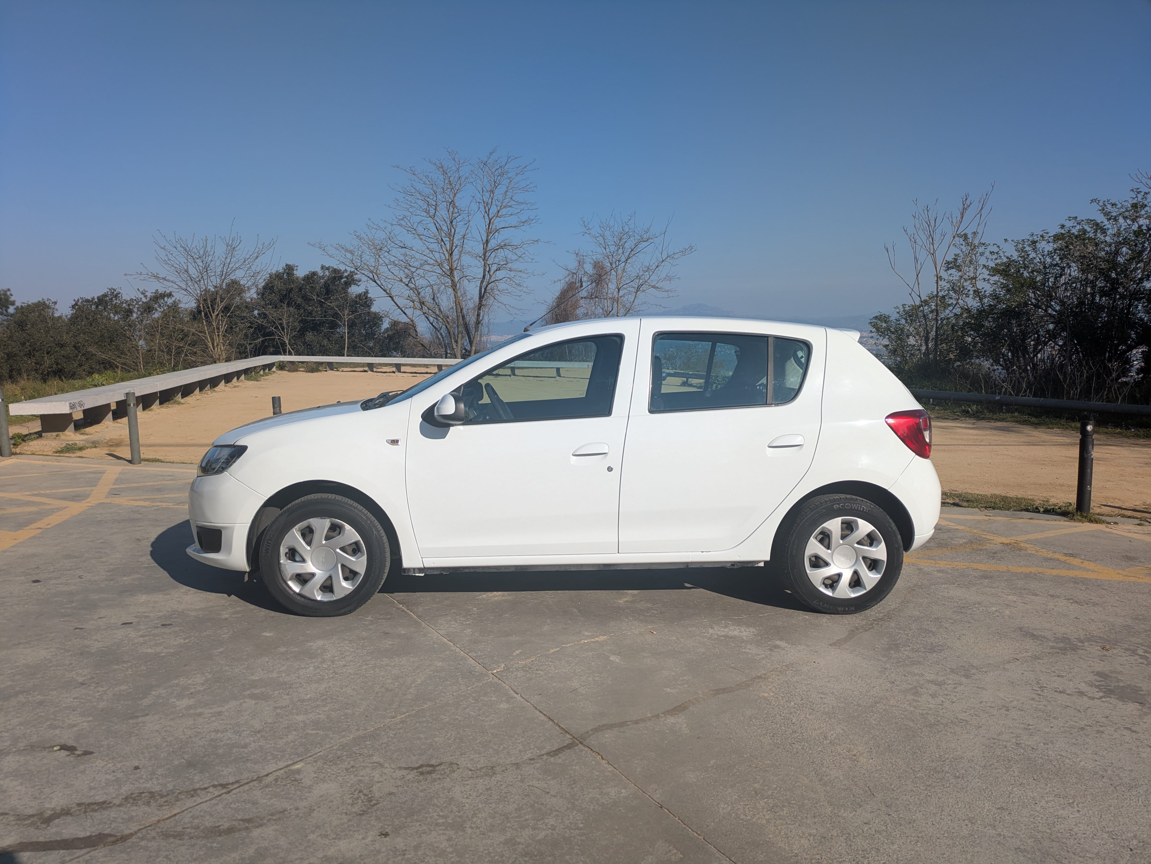 Dacia Sandero with Air conditioning