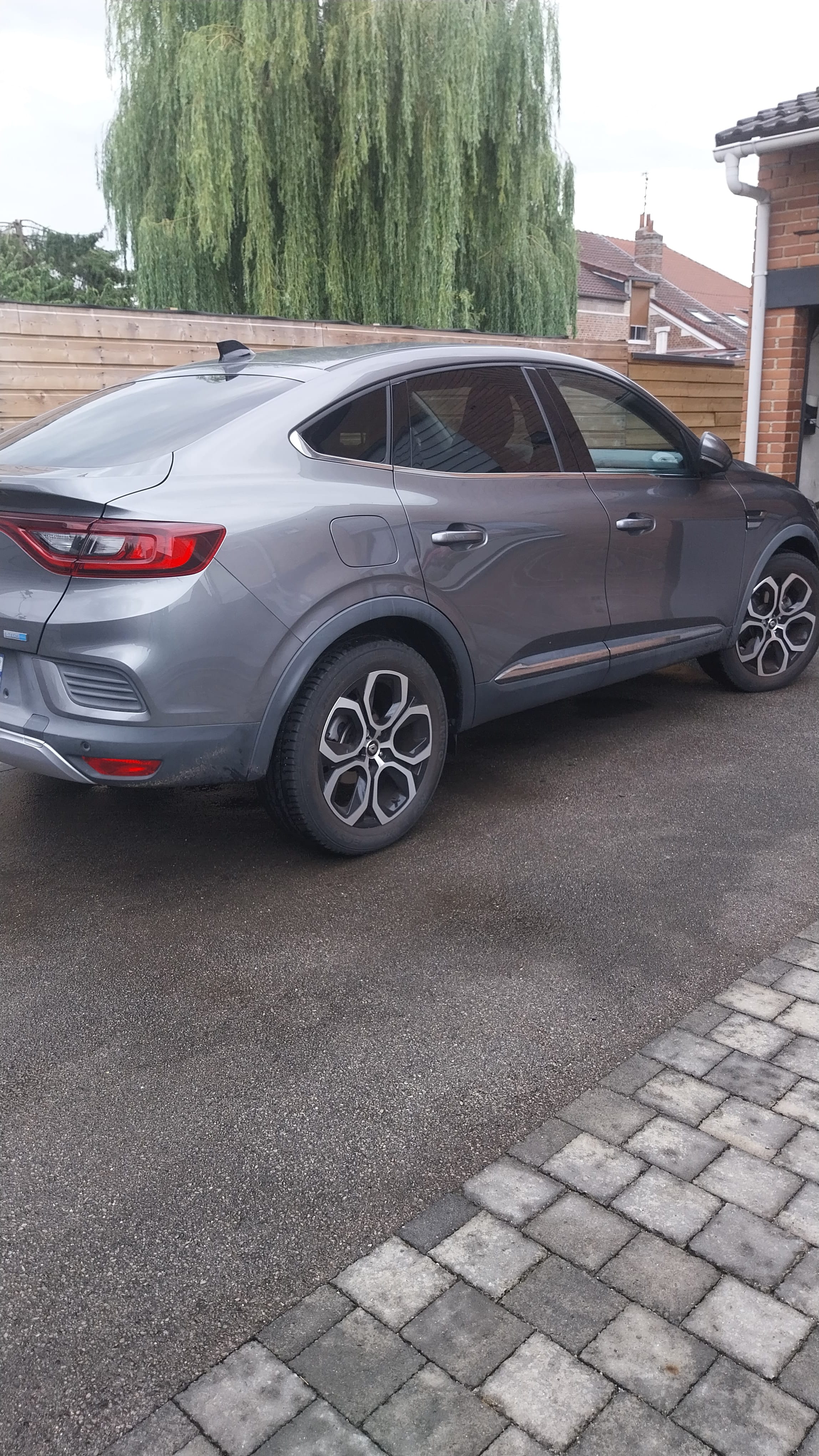 Renault Arkana E-Tech avec Régulateur de vitesse