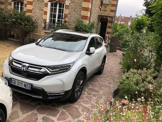 Honda CR-V Hybride 2 litres essence hybridation totale, 2021, Essence 95 / Électrique (hybride), automatique