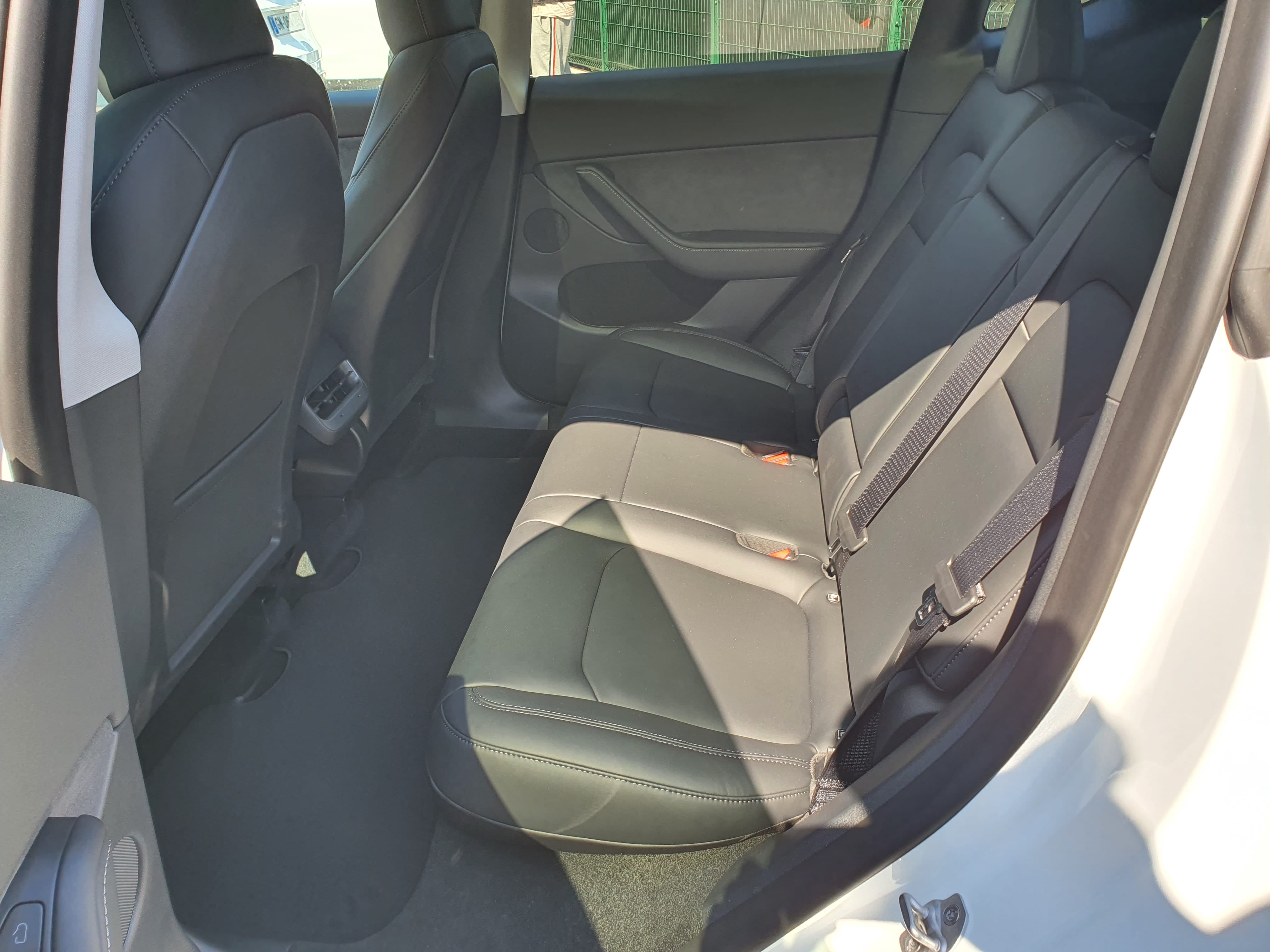 Tesla Model Y avec Audio Bluetooth