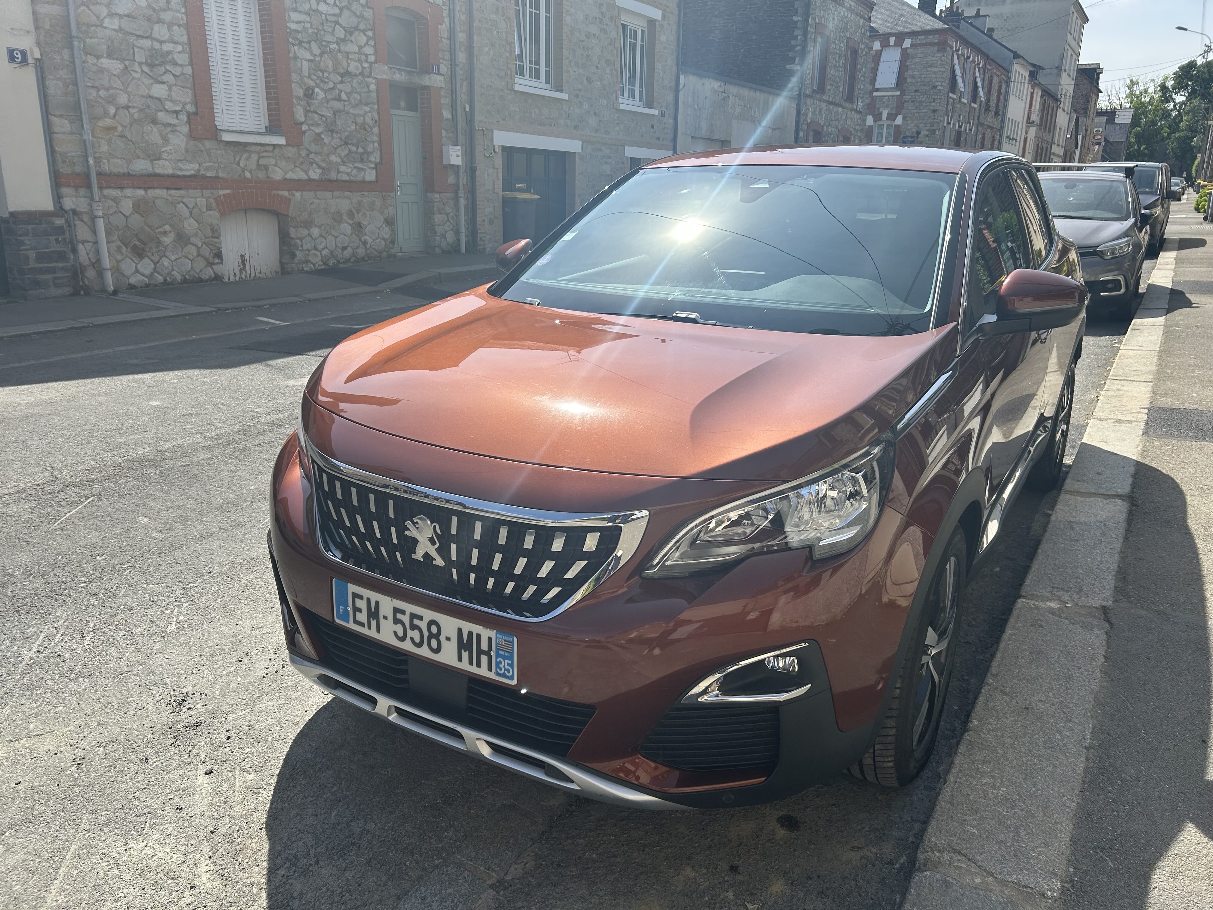 Peugeot 3008, 2017, Essence 95, automatique