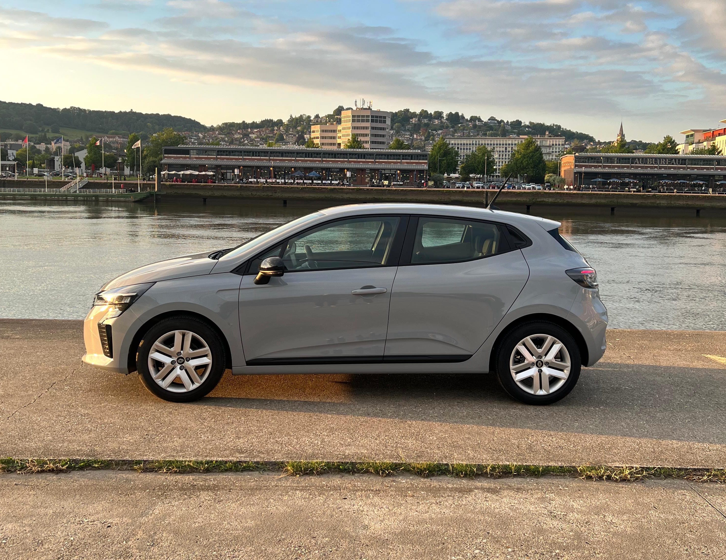Renault Clio avec Climatisation