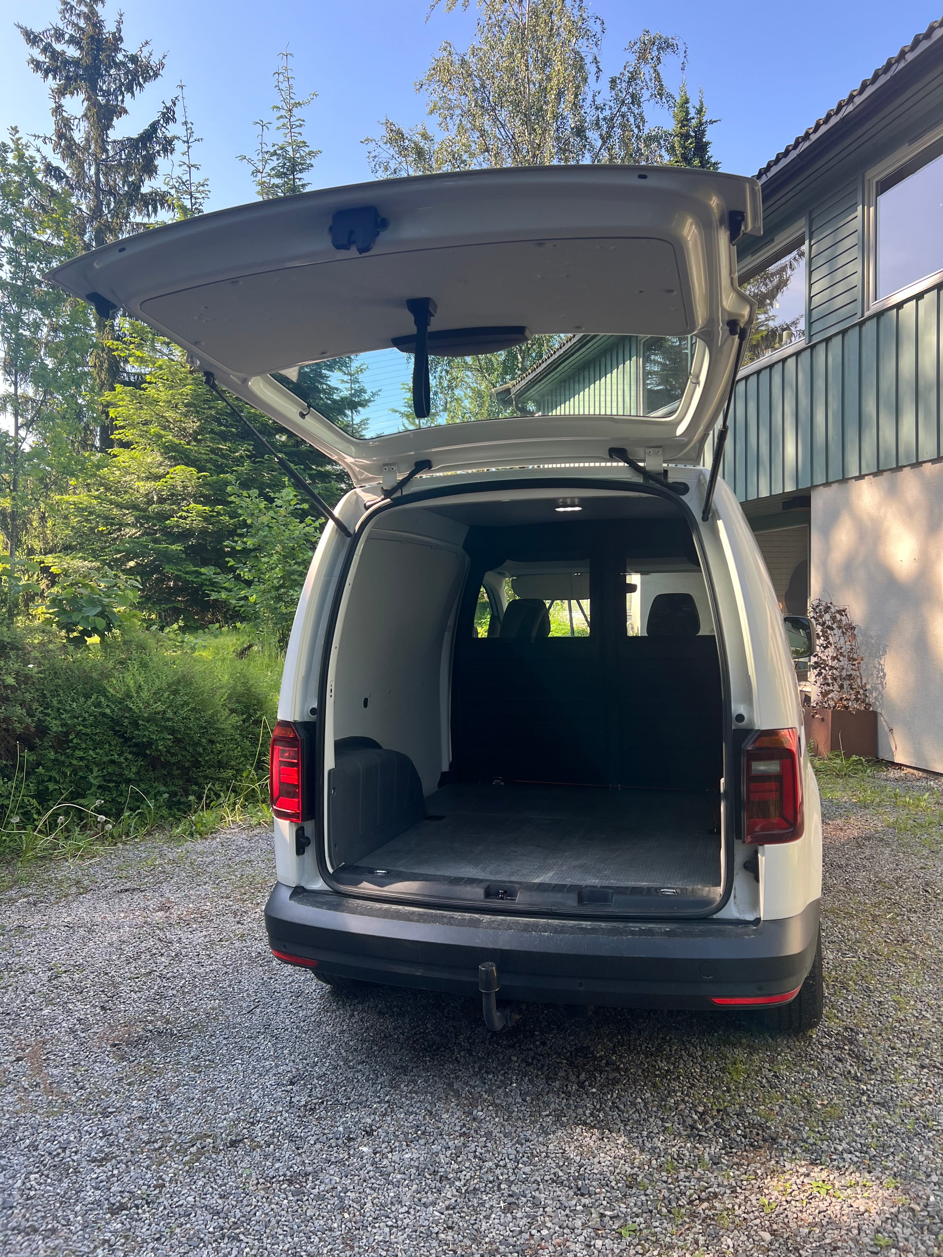 Volkswagen Caddy Varebil med Aircondition