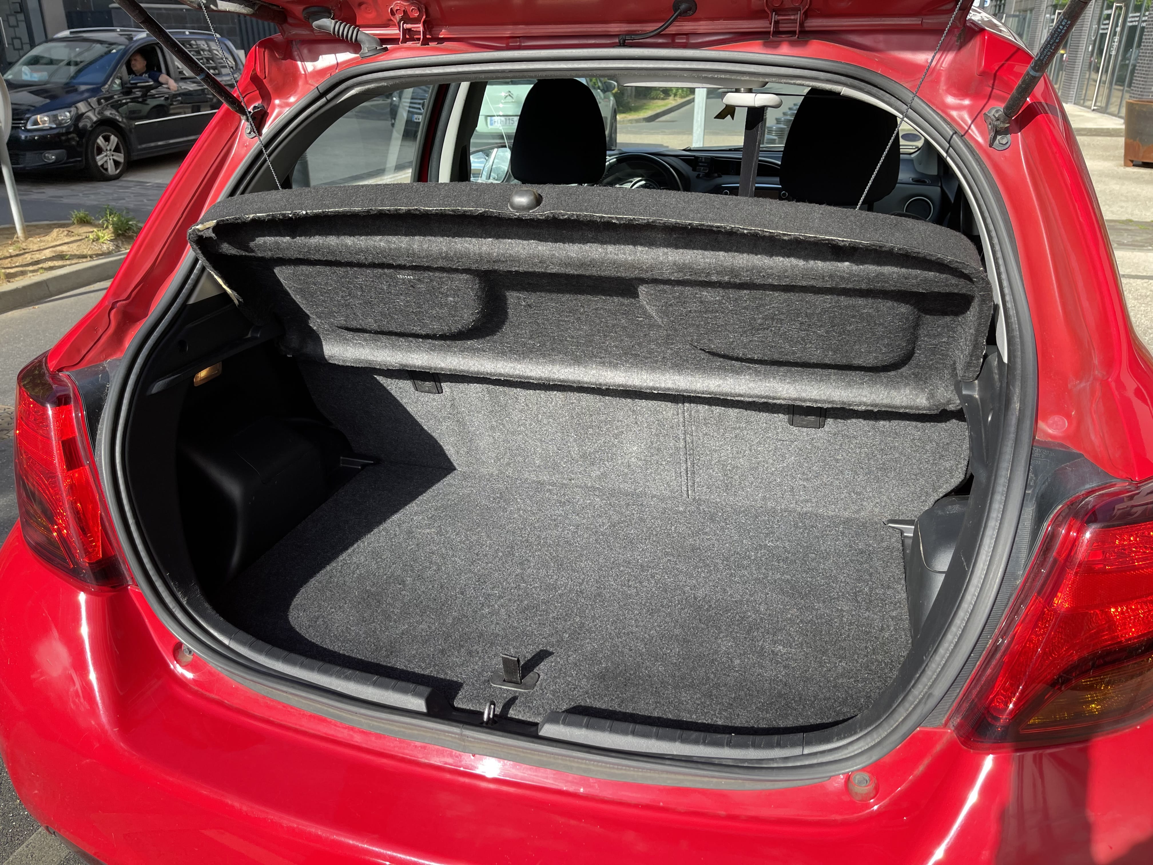 Toyota Yaris avec Entrée audio / iPod