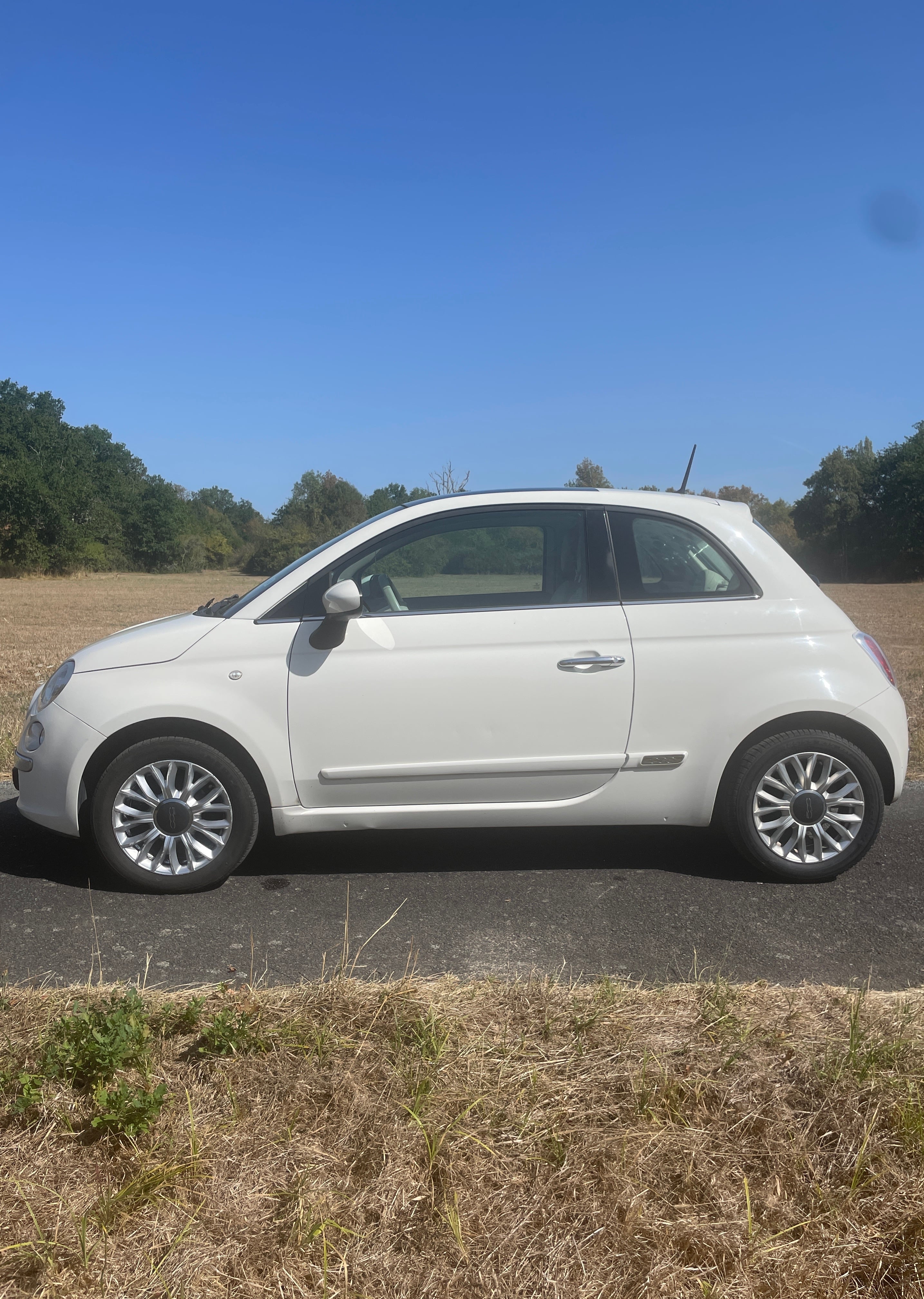 Fiat 500 Lounge 1.2 8v 69 cv avec Climatisation