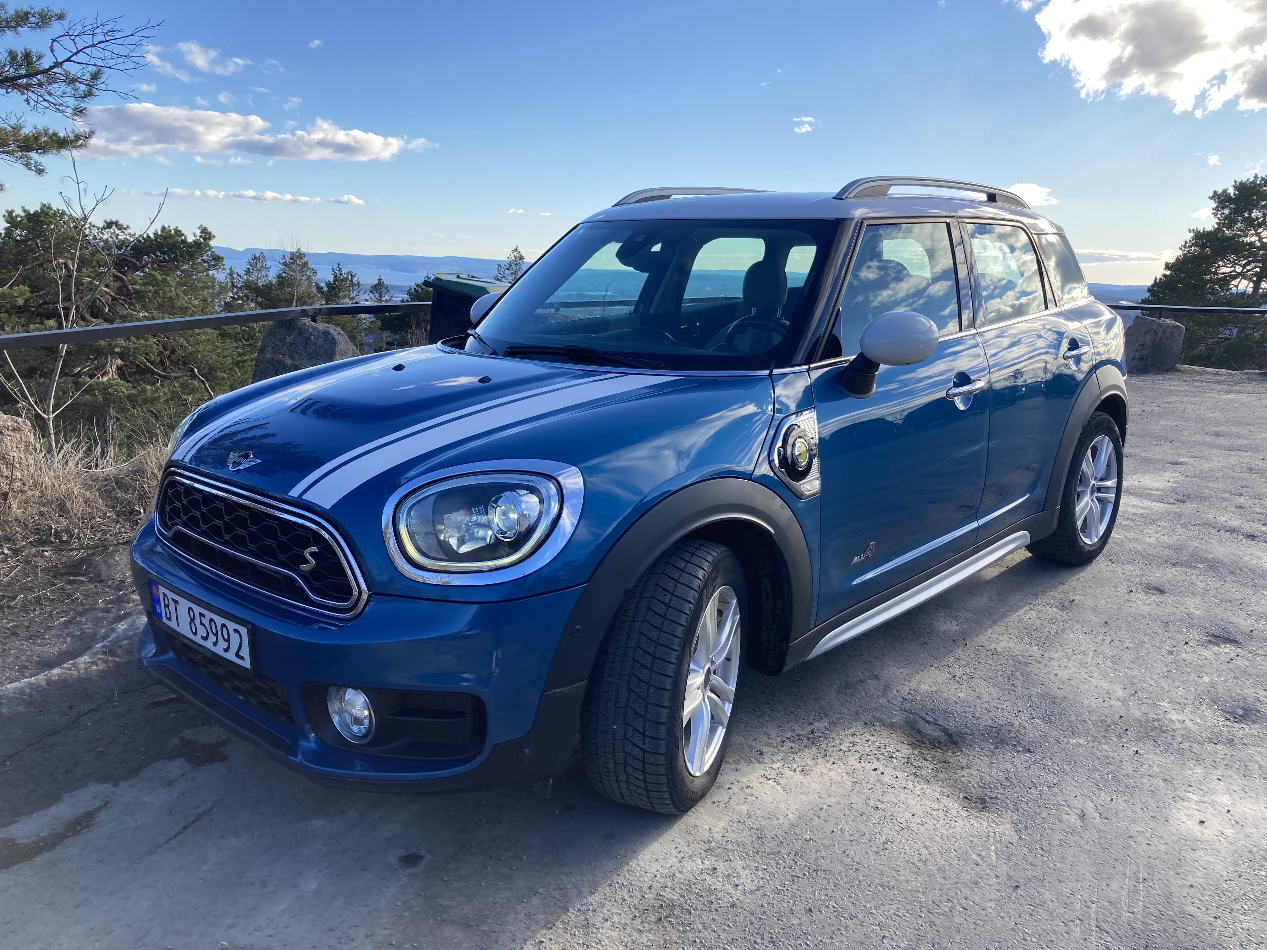 Mini Countryman 4WD, 2018, Blyfri 95 / Electric (hybrid), automatic