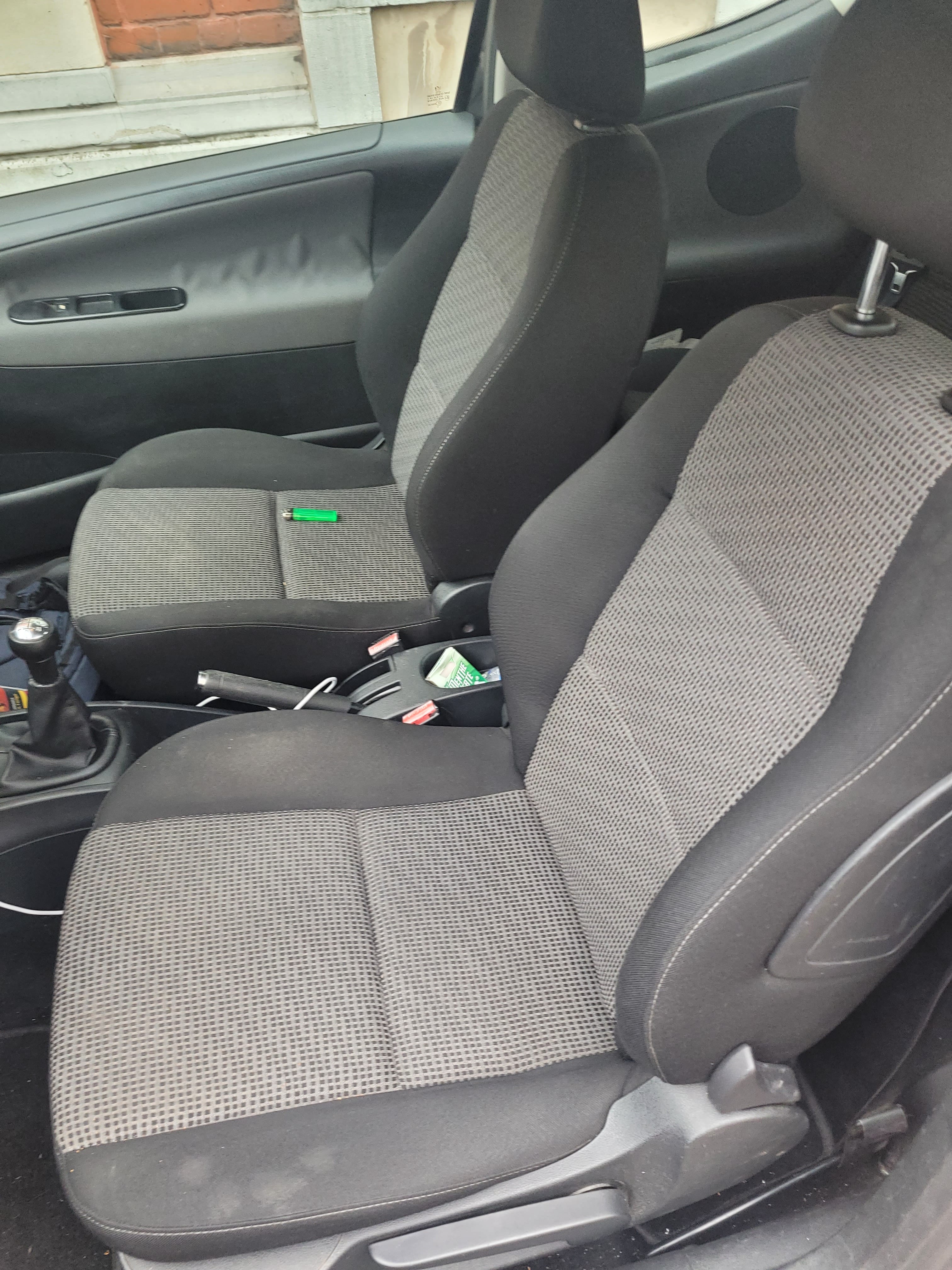 Peugeot 207 avec Audio Bluetooth