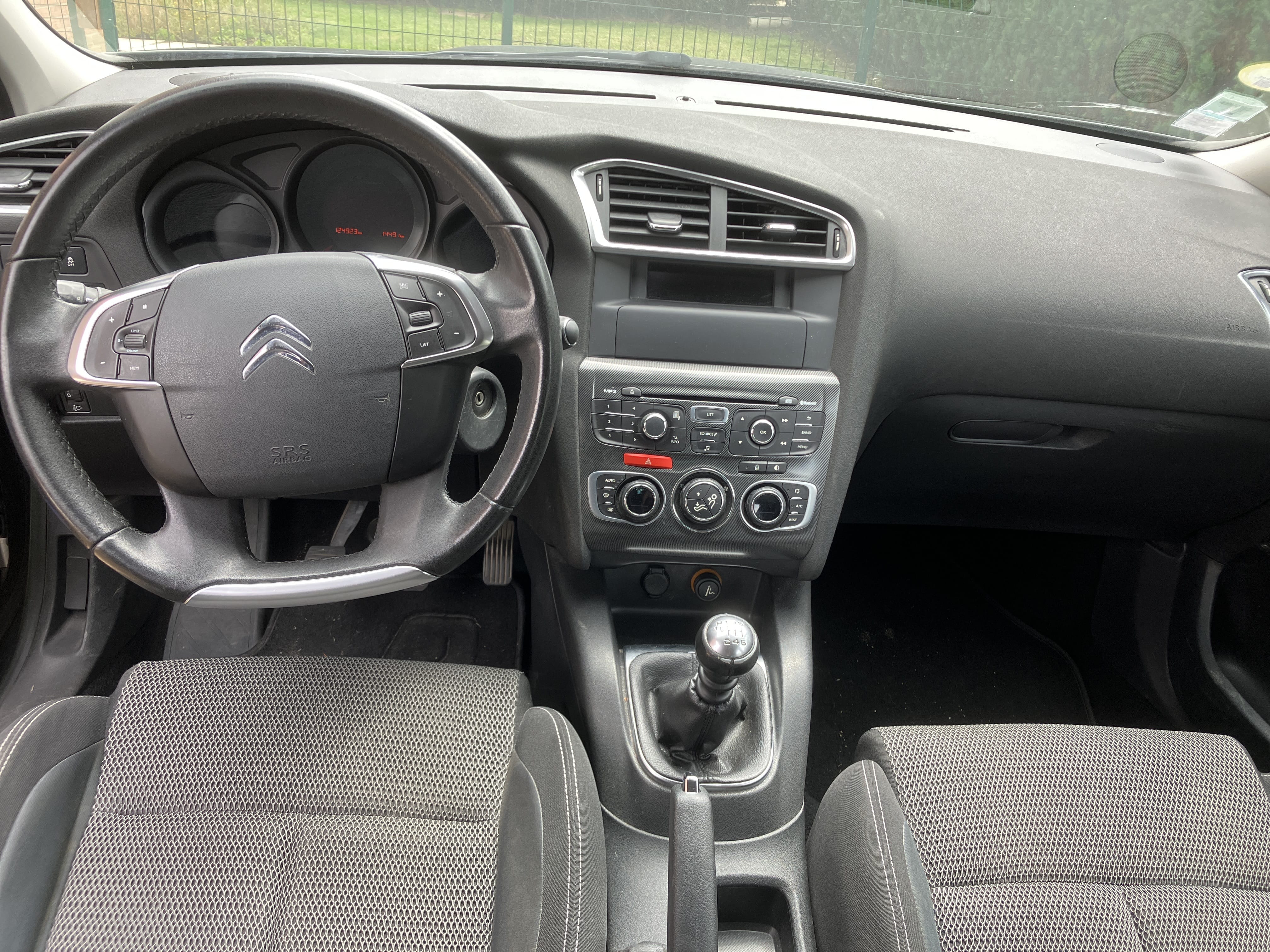 Citroen C4 avec Siège bébé