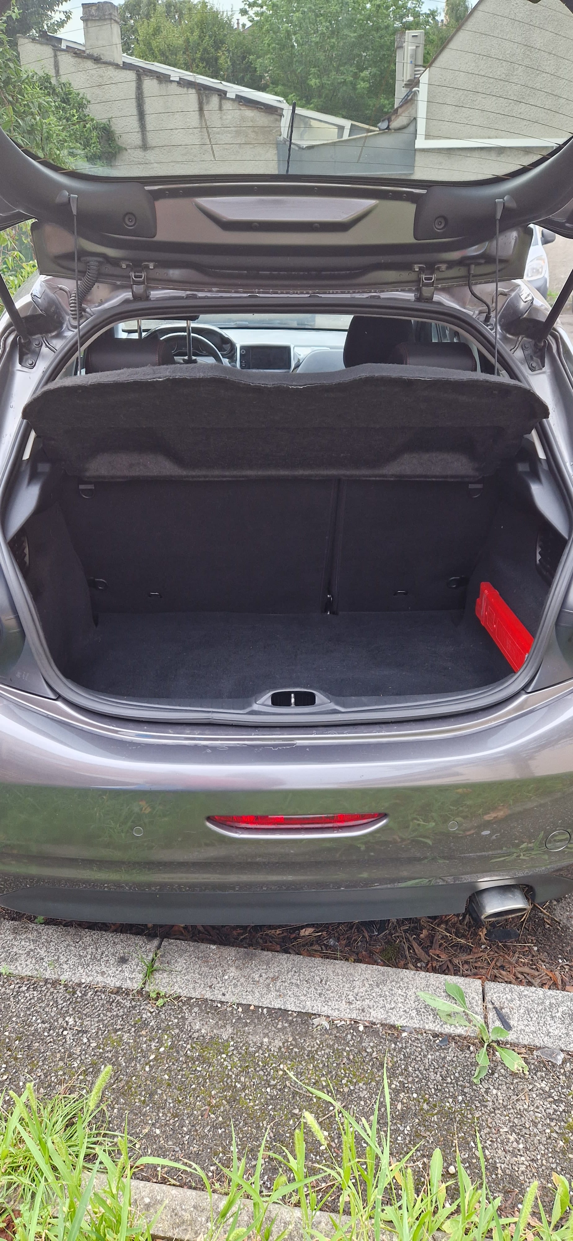 Peugeot 208 GT Line avec Audio Bluetooth