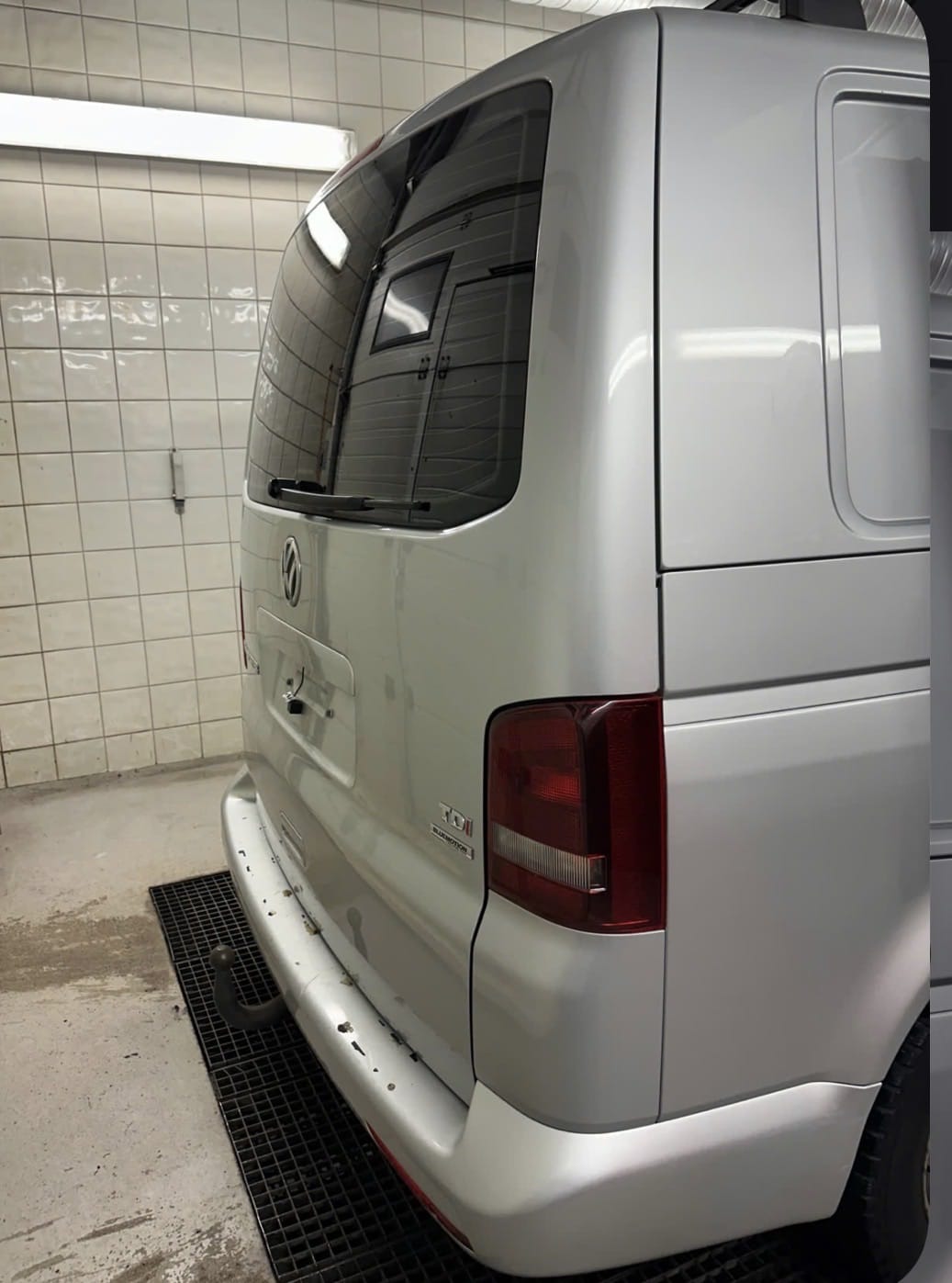 Volkswagen Transporter with Cruise control