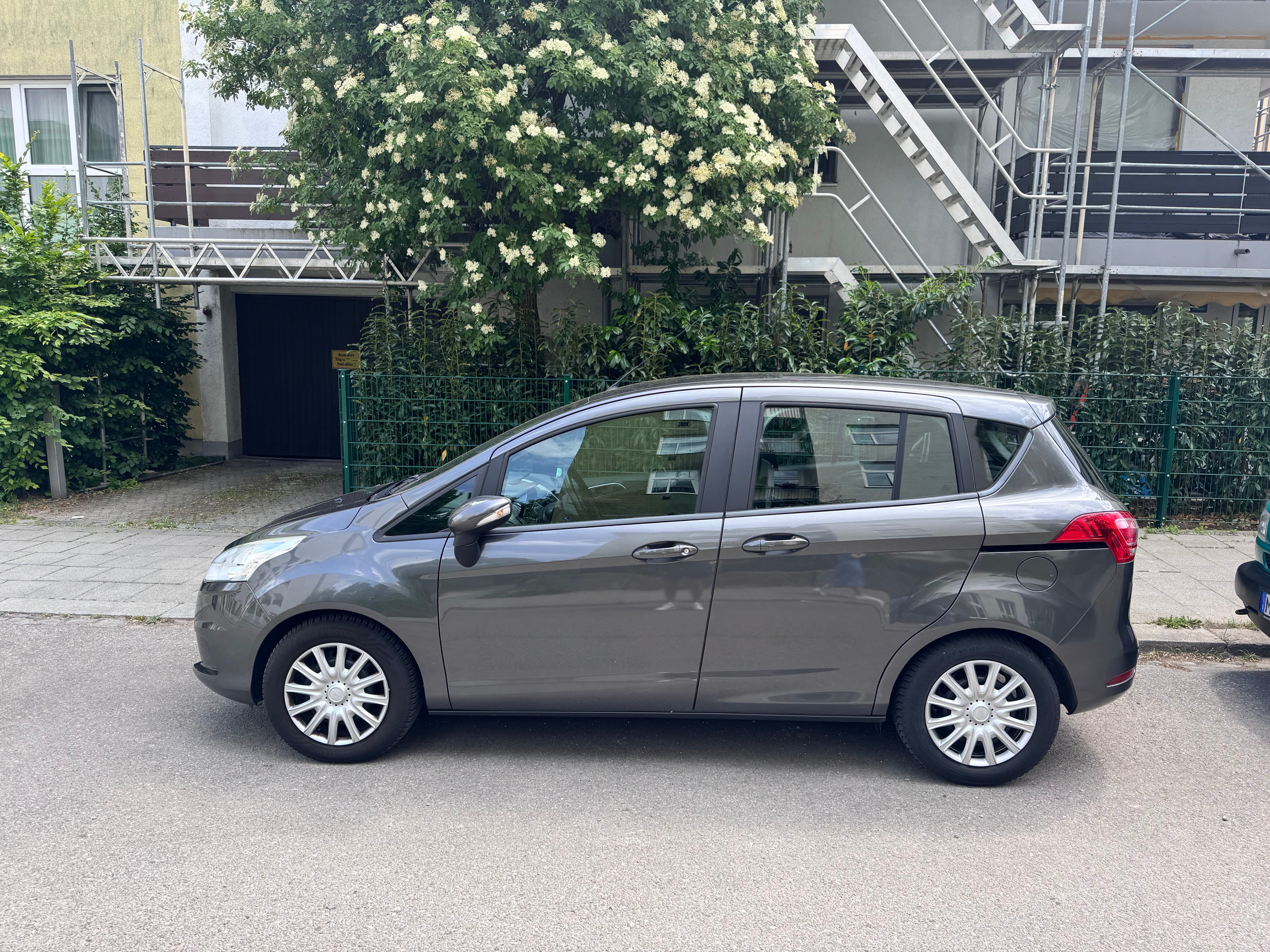 Ford B-Max mit Klimaanlage
