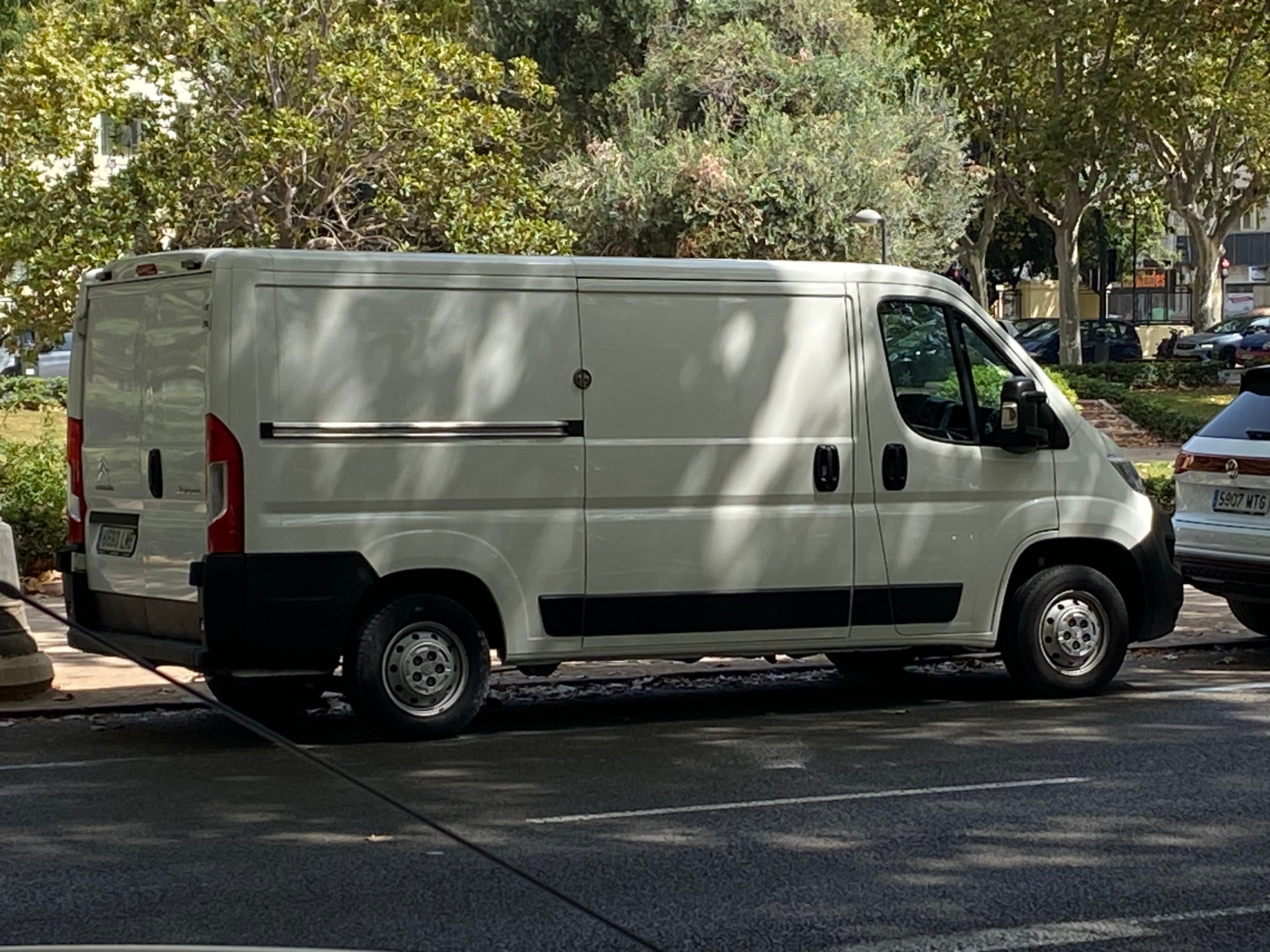Citroen Jumper 2.2 blue hdi con Cámara de marcha atrás