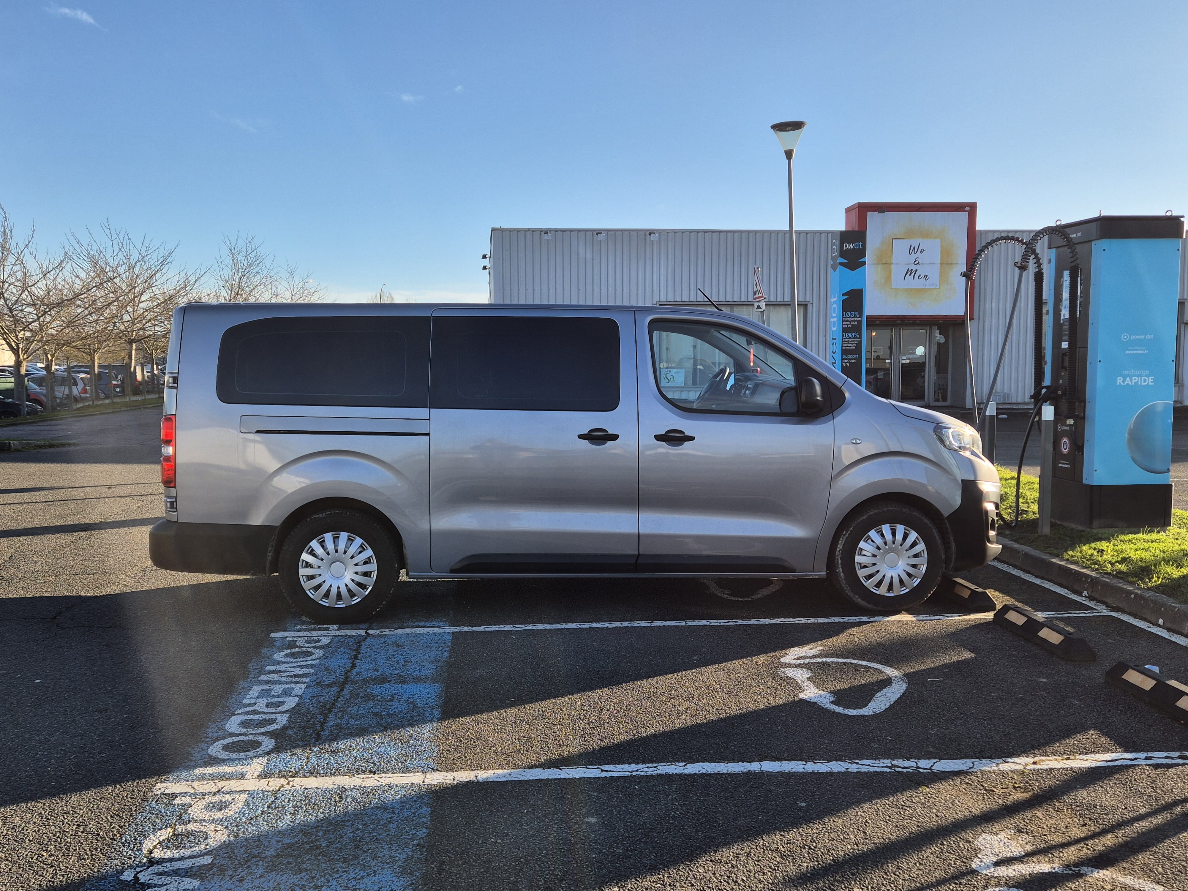 Peugeot Expert avec Android Auto