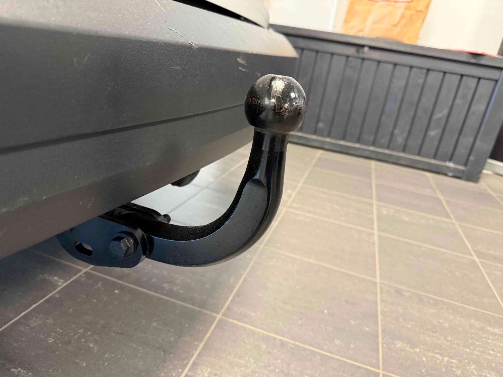 Volkswagen Caddy Maxi Varebil mit Anhängerkupplung