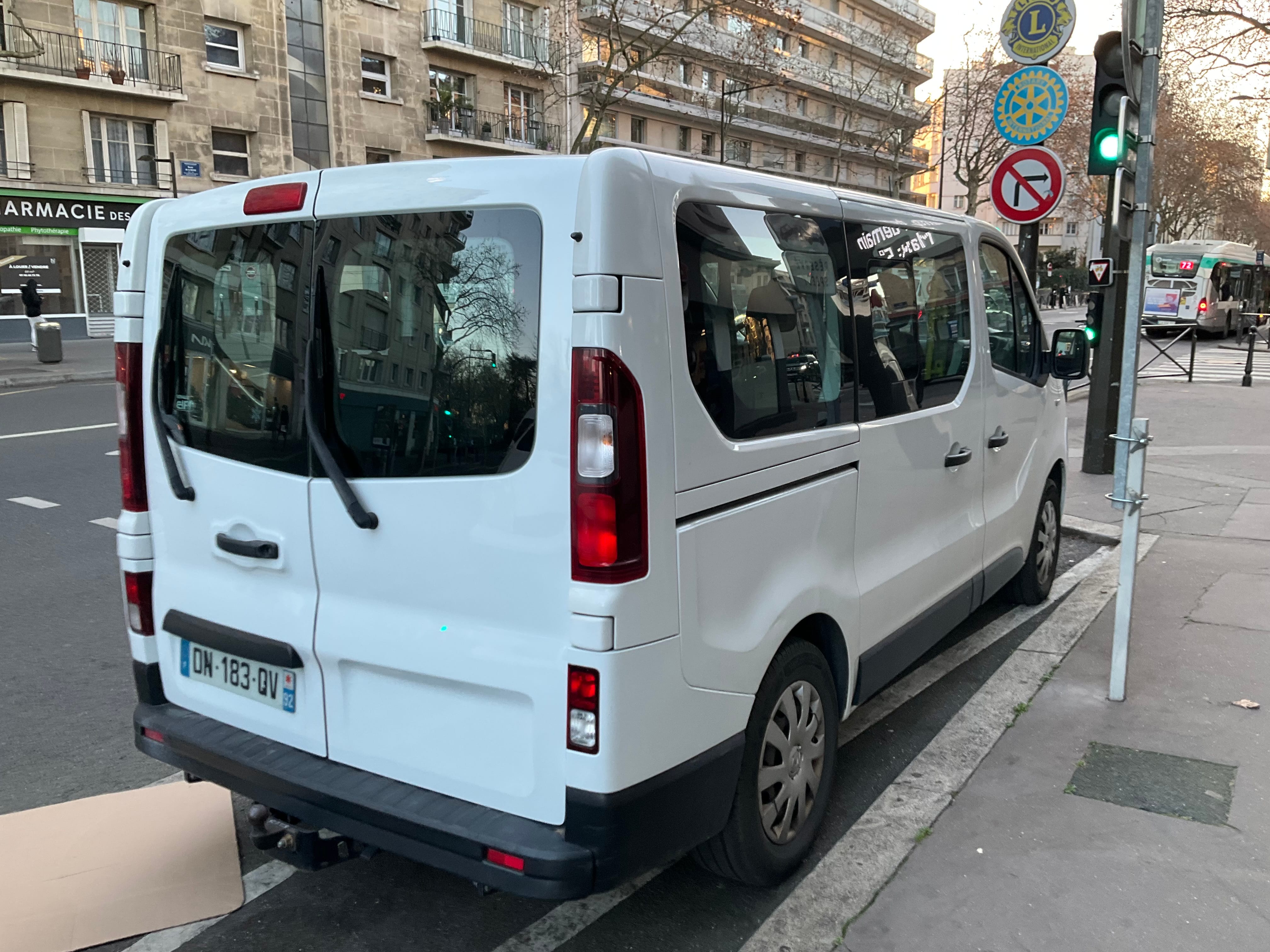 Renault Trafic Passenger avec Climatisation