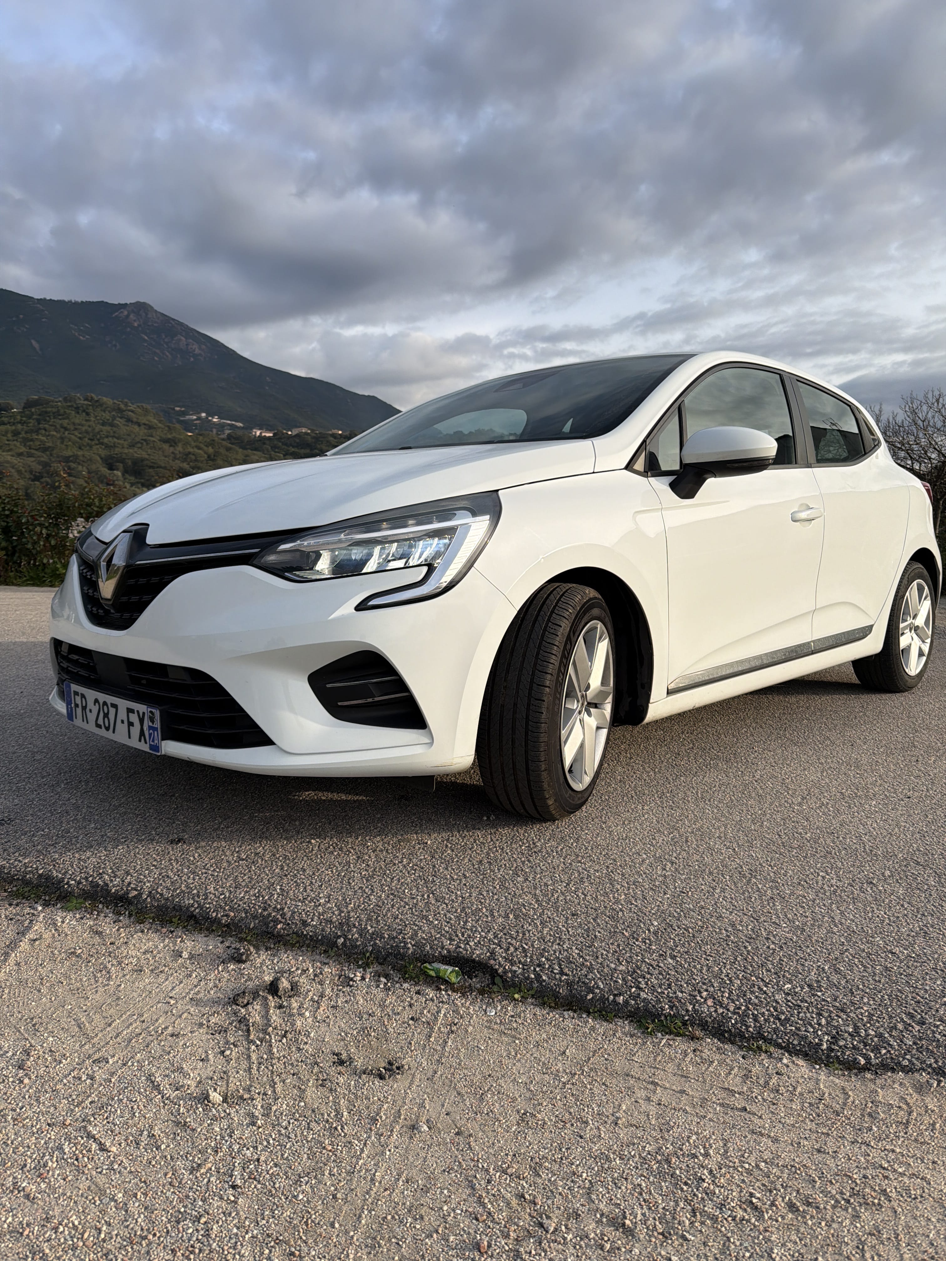 Renault Clio 5, 2020, Essence 95