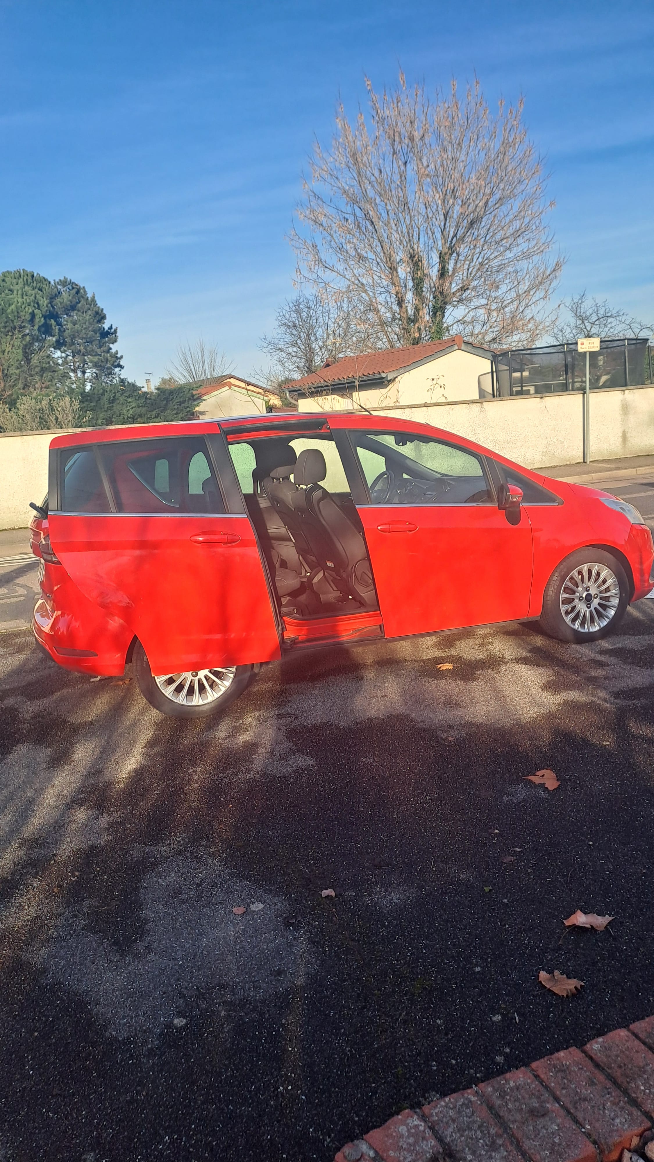 Ford B-Max 1.6 Tdci avec Climatisation
