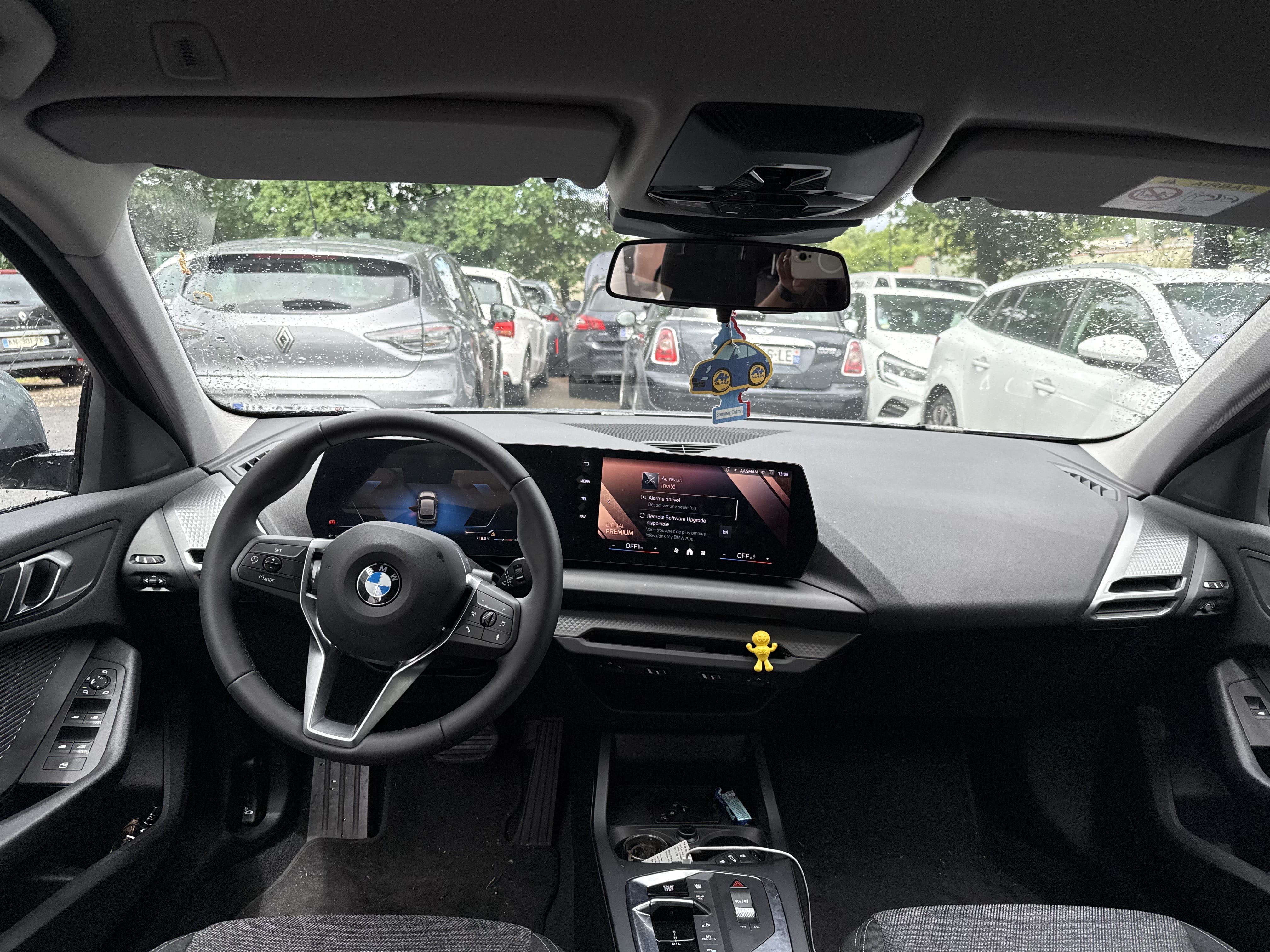 BMW Série 1 M Sport avec Pneus neige