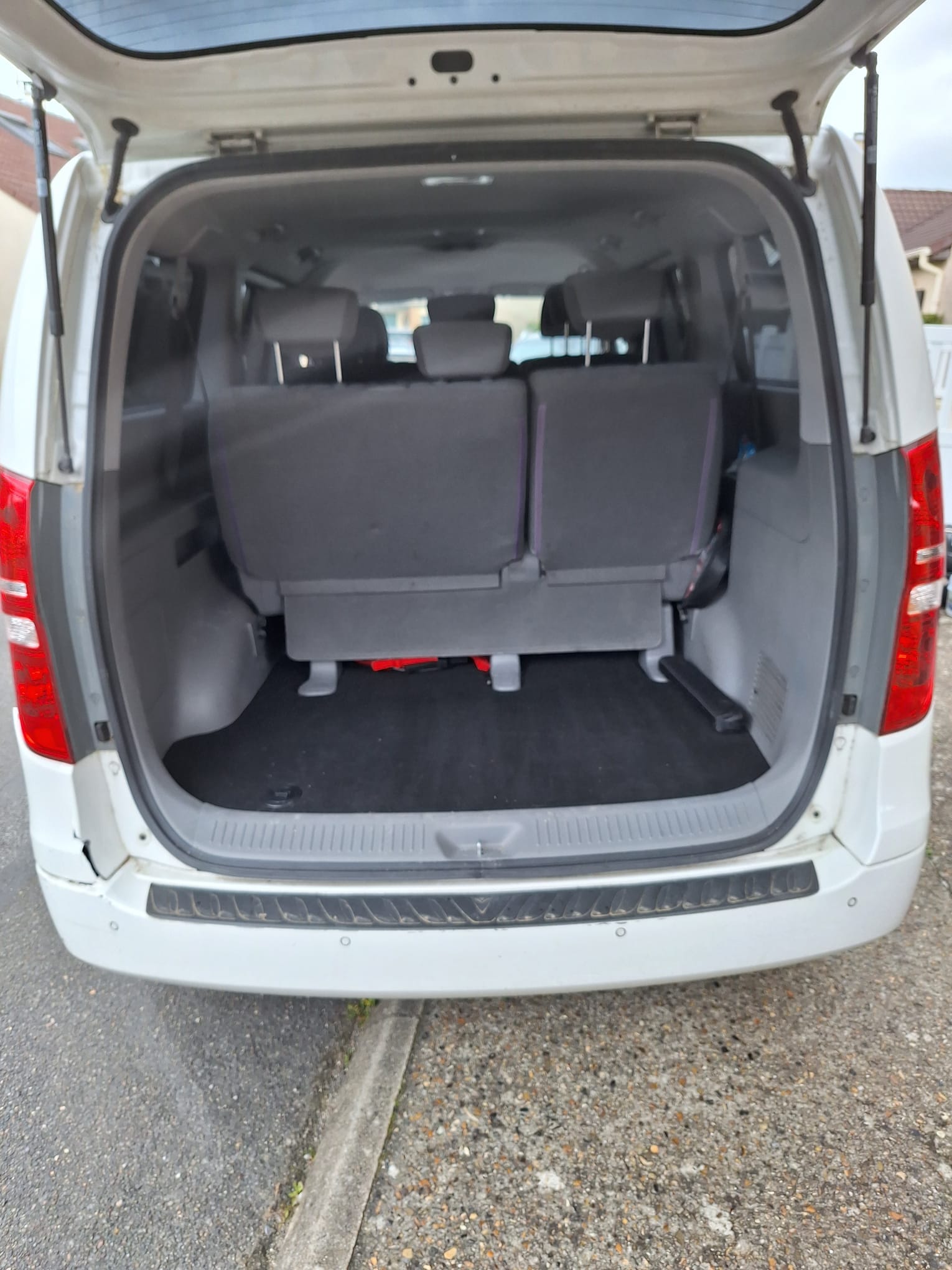 Hyundai H-1 Van Minibus avec Régulateur de vitesse