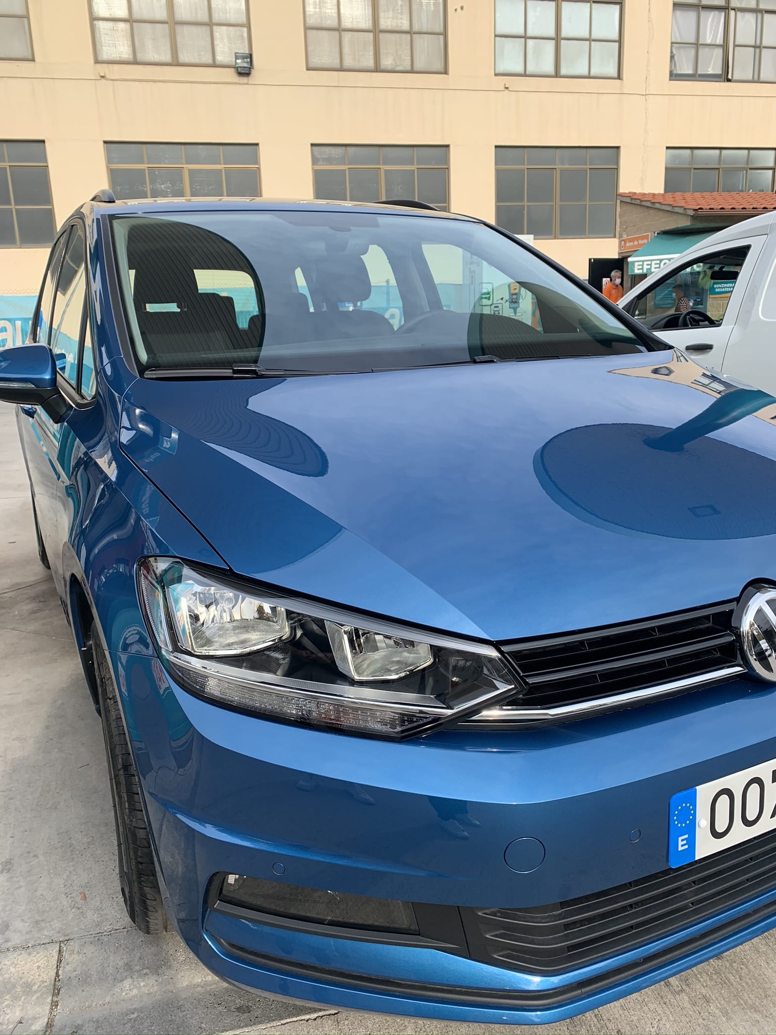 Volkswagen Touran, 2020, Diesel, Automático, 7 plazas