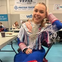 Rikke C Skum