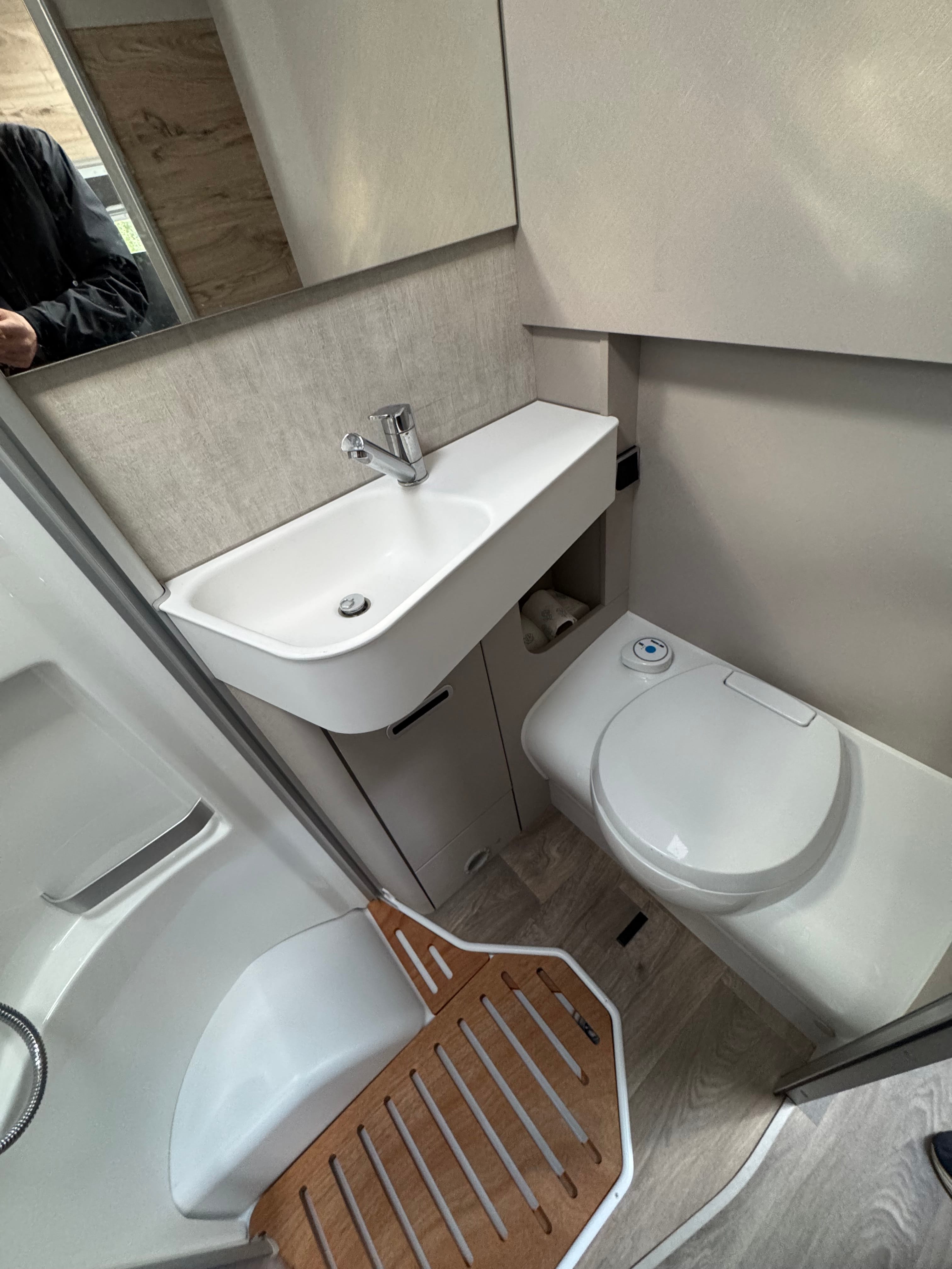 Hymer Exsis-I 580 med Vinterdekk