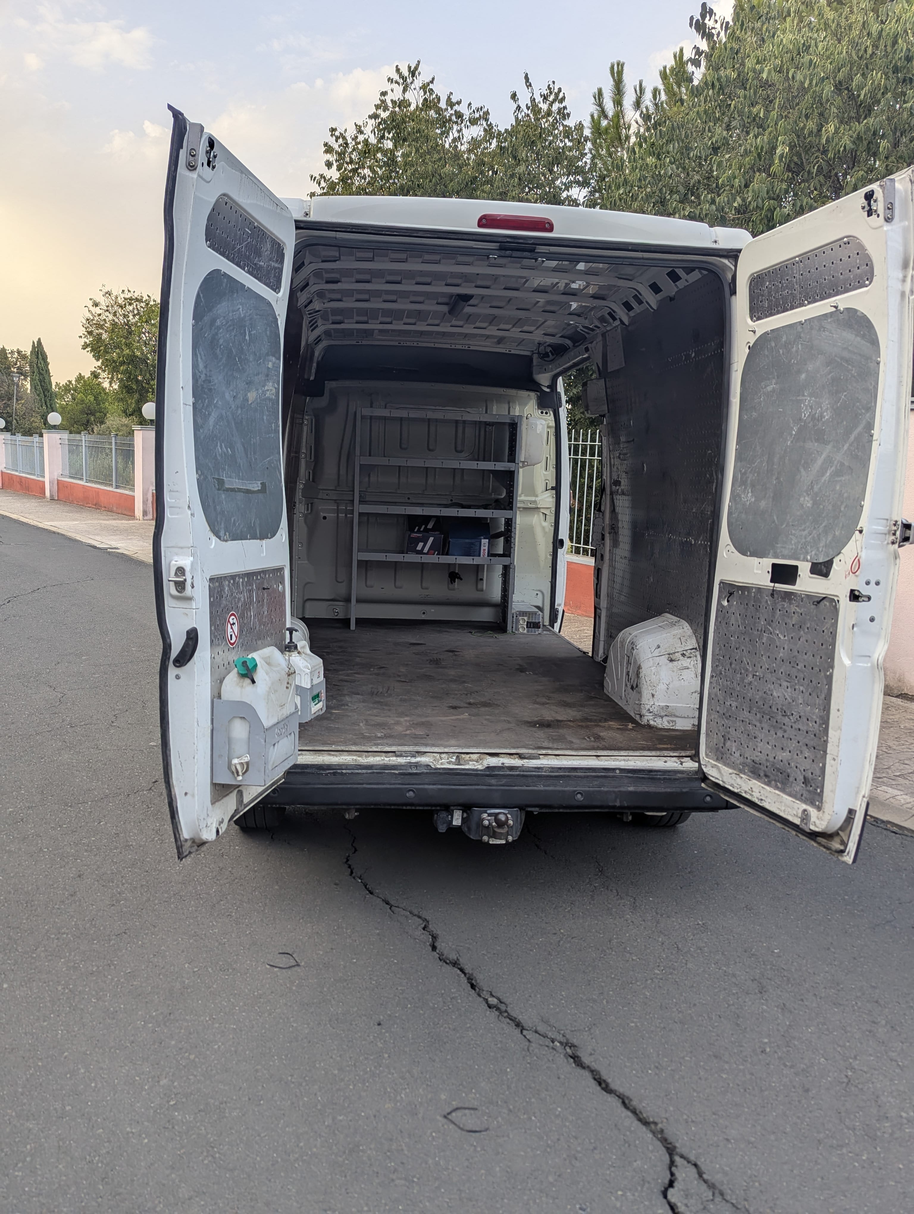 Peugeot Boxer con Radio 