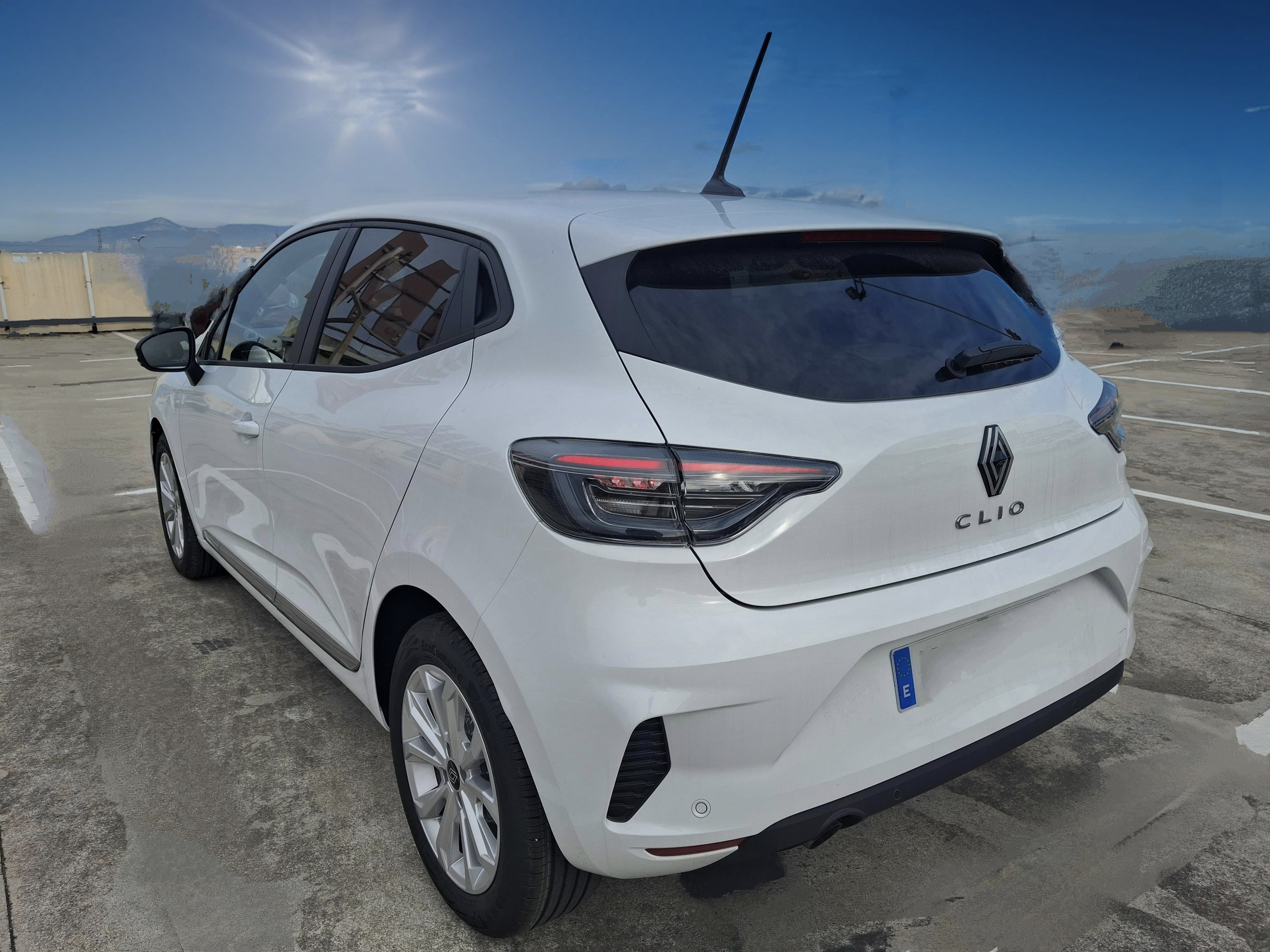 Renault Clio 1.0 Tce 90 Evolution 5 puertas - 3963MXF med GPS