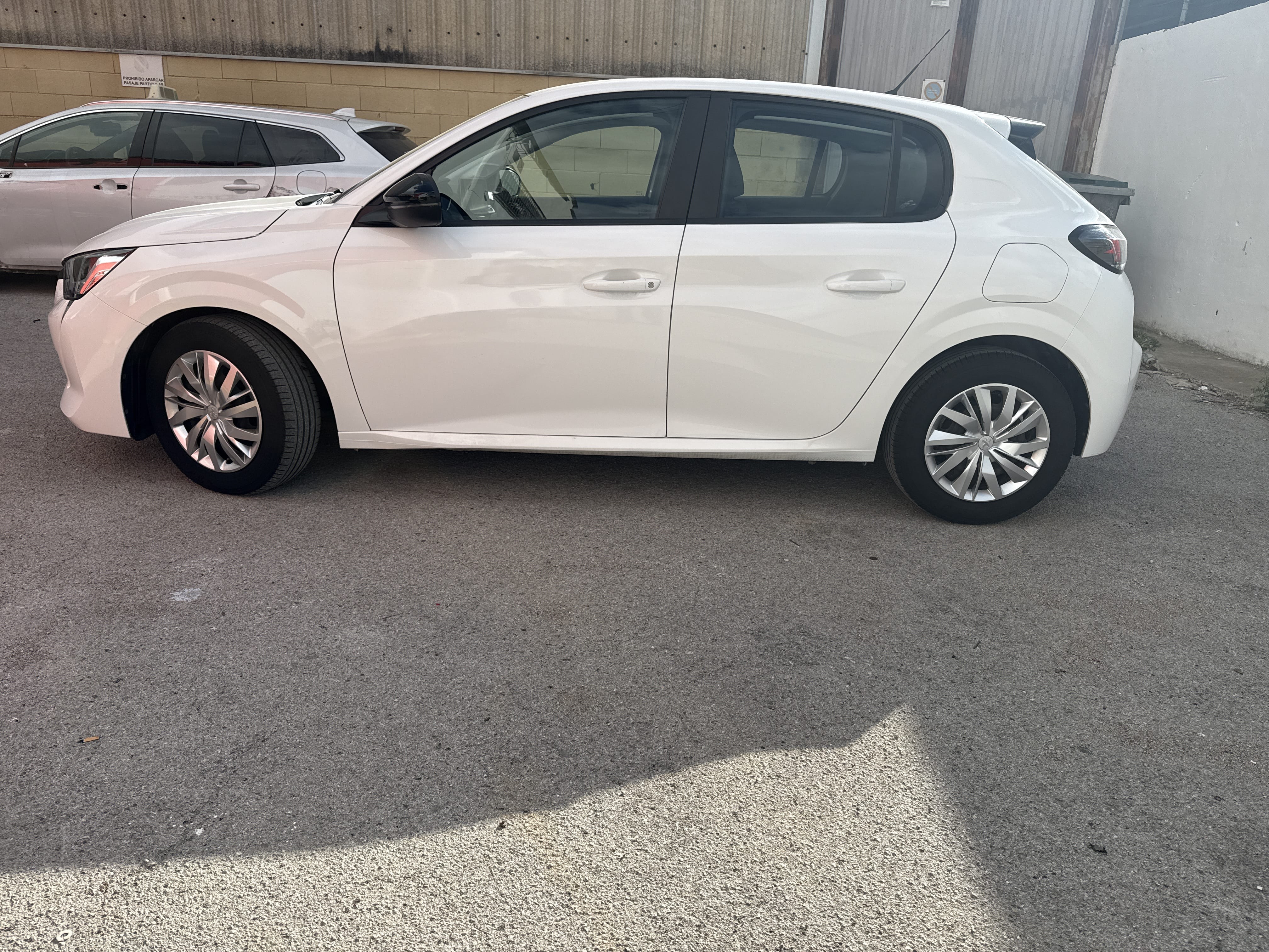 Peugeot 208 avec Climatisation