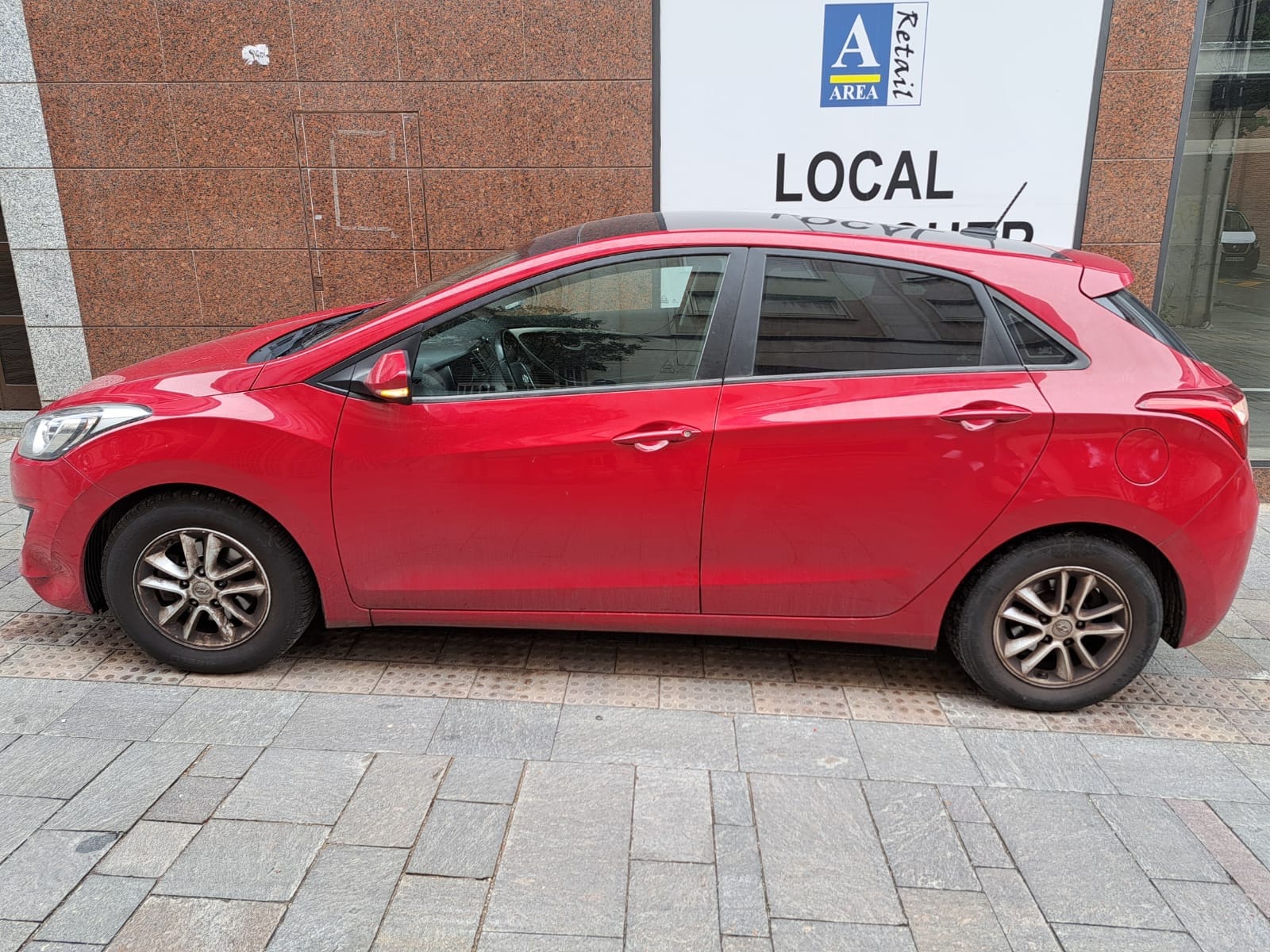 Hyundai i30 TECHO PANORÁMICO with Audio / iPod input